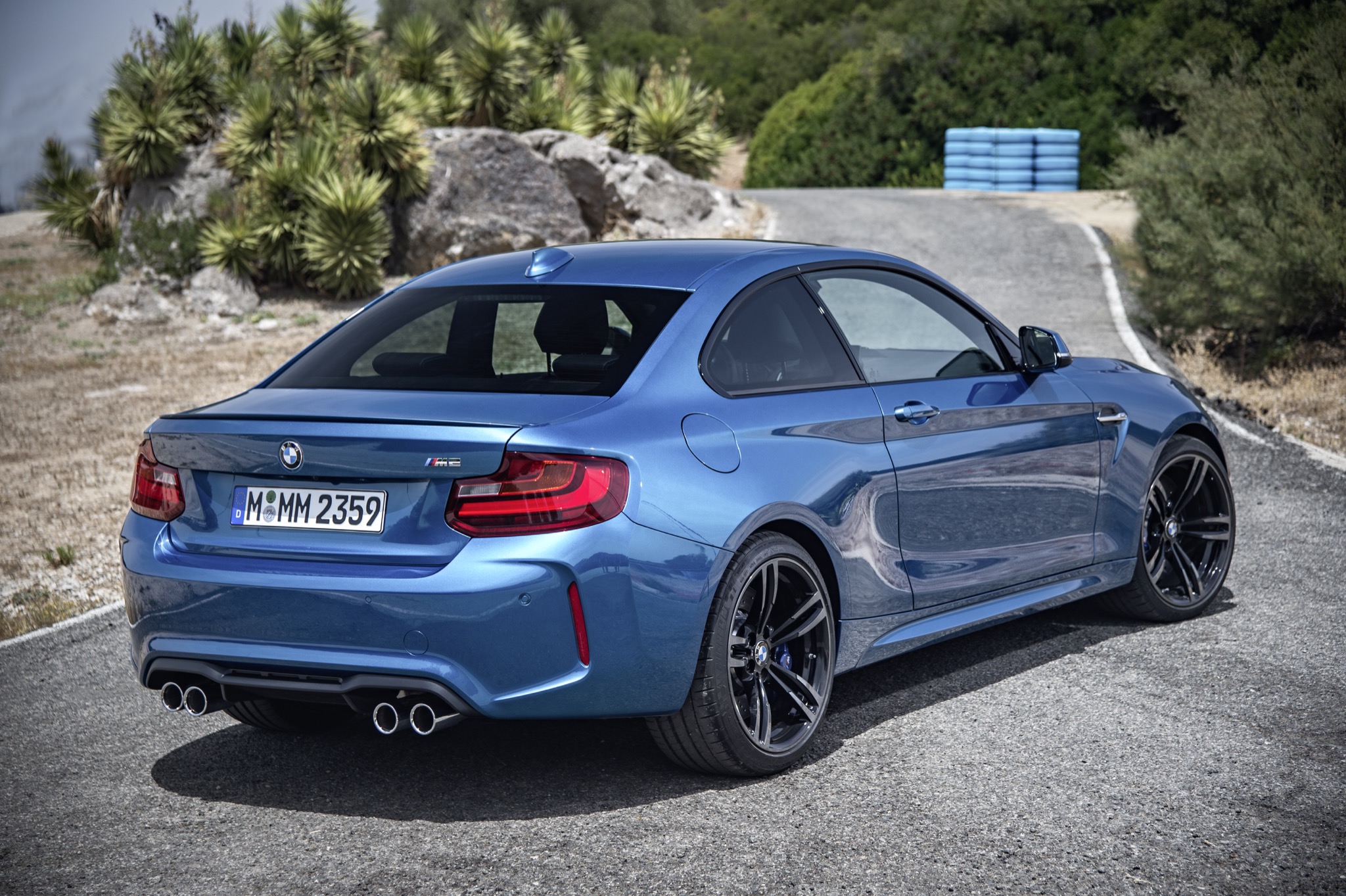 BMWM2 12