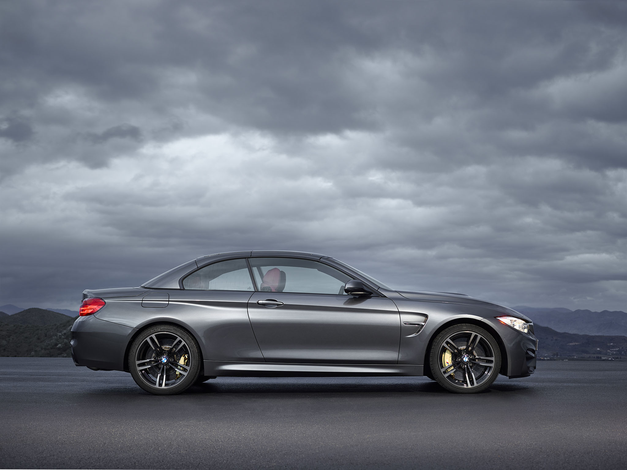 BMWM4Cabrio 04
