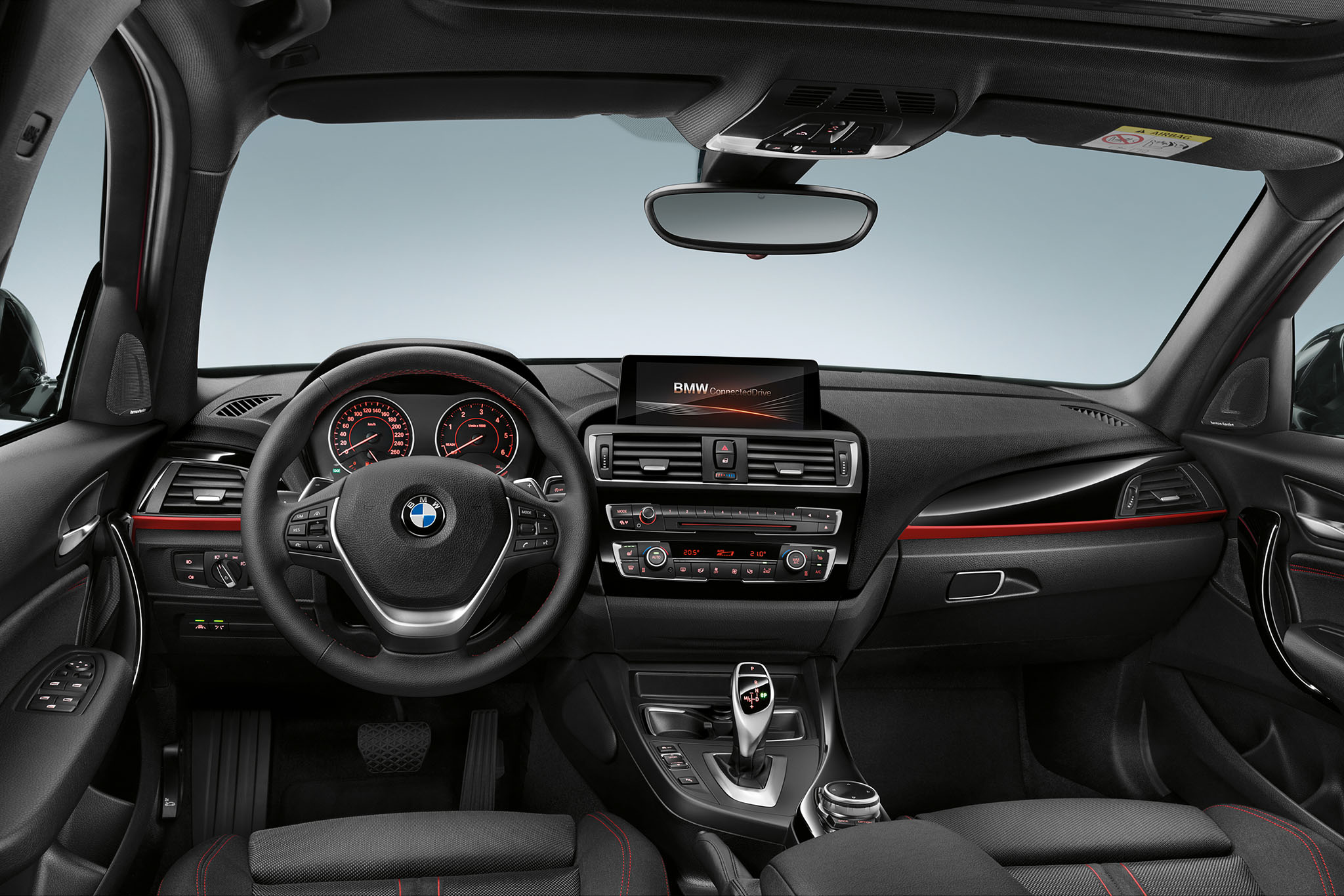 BMWSerie1 06