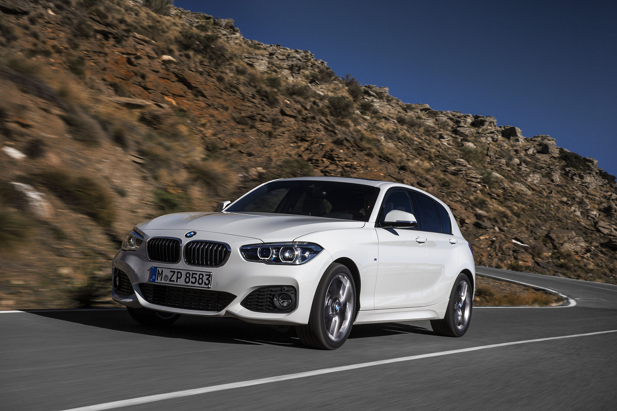BMWSerie1 07