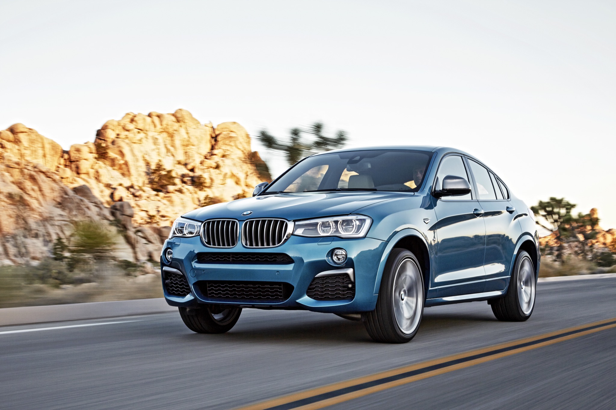BMWX4M40 07