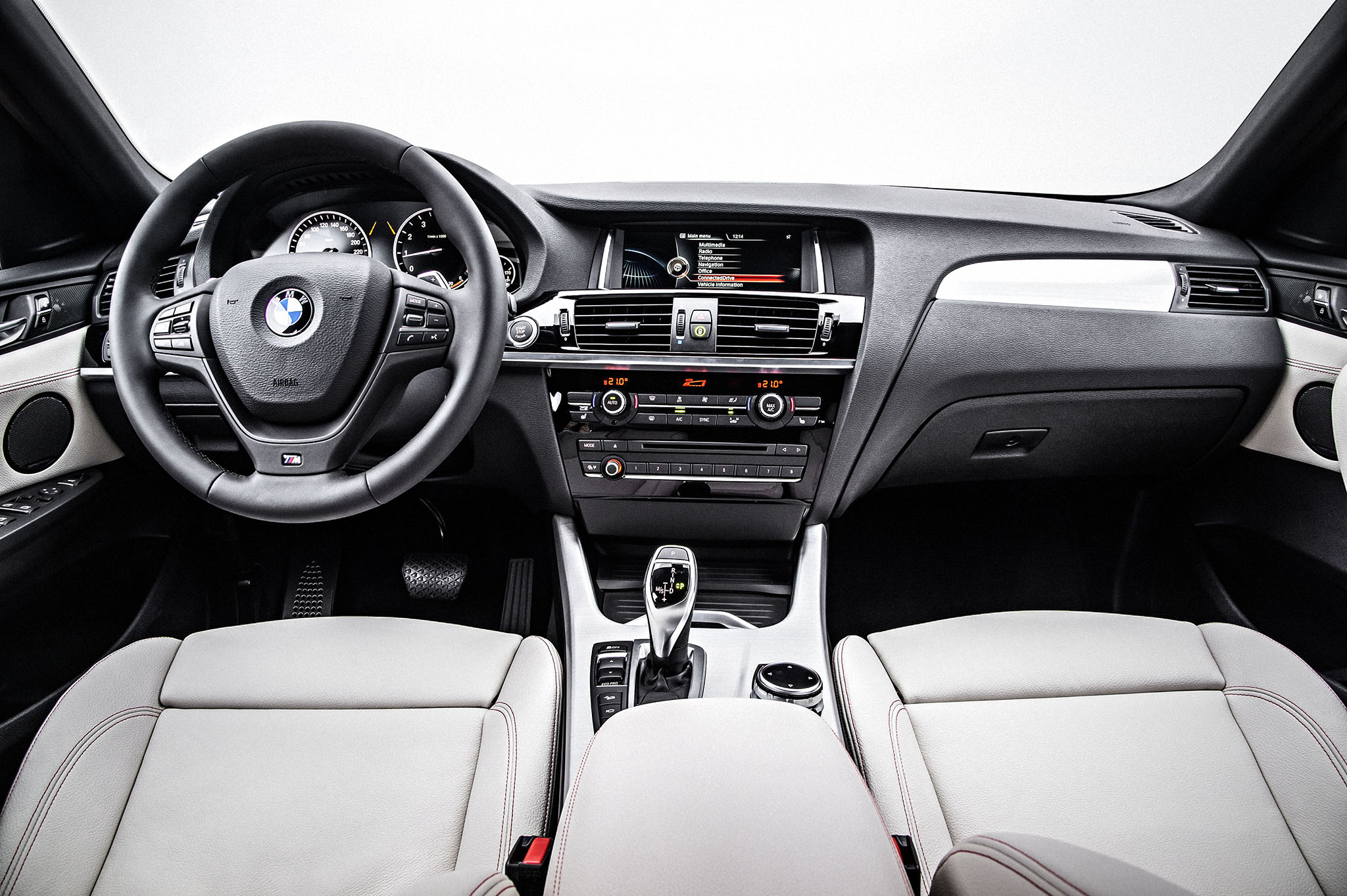 BMWX4 03