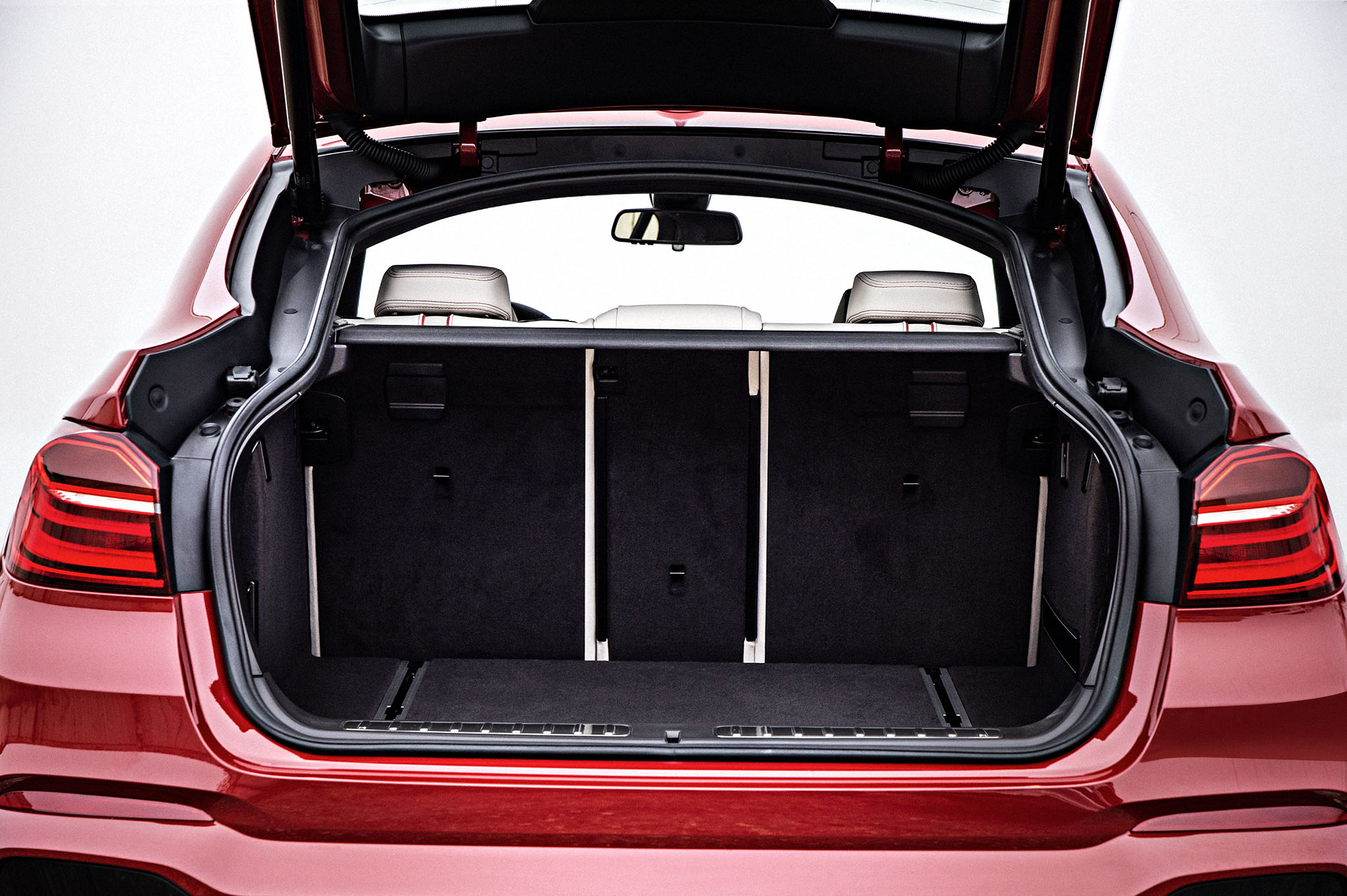 BMWX4 10