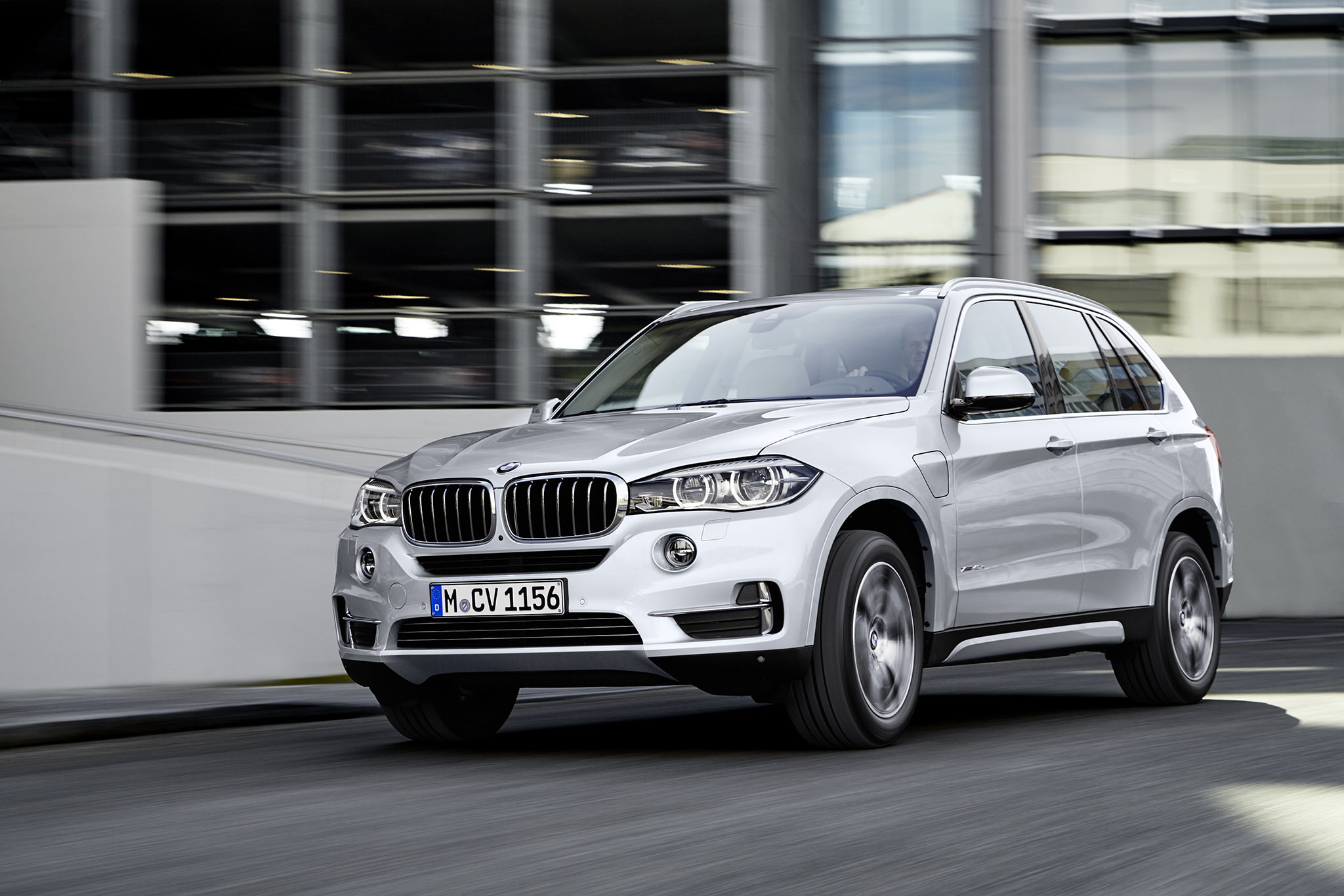 BMWX5xDrive40e 07