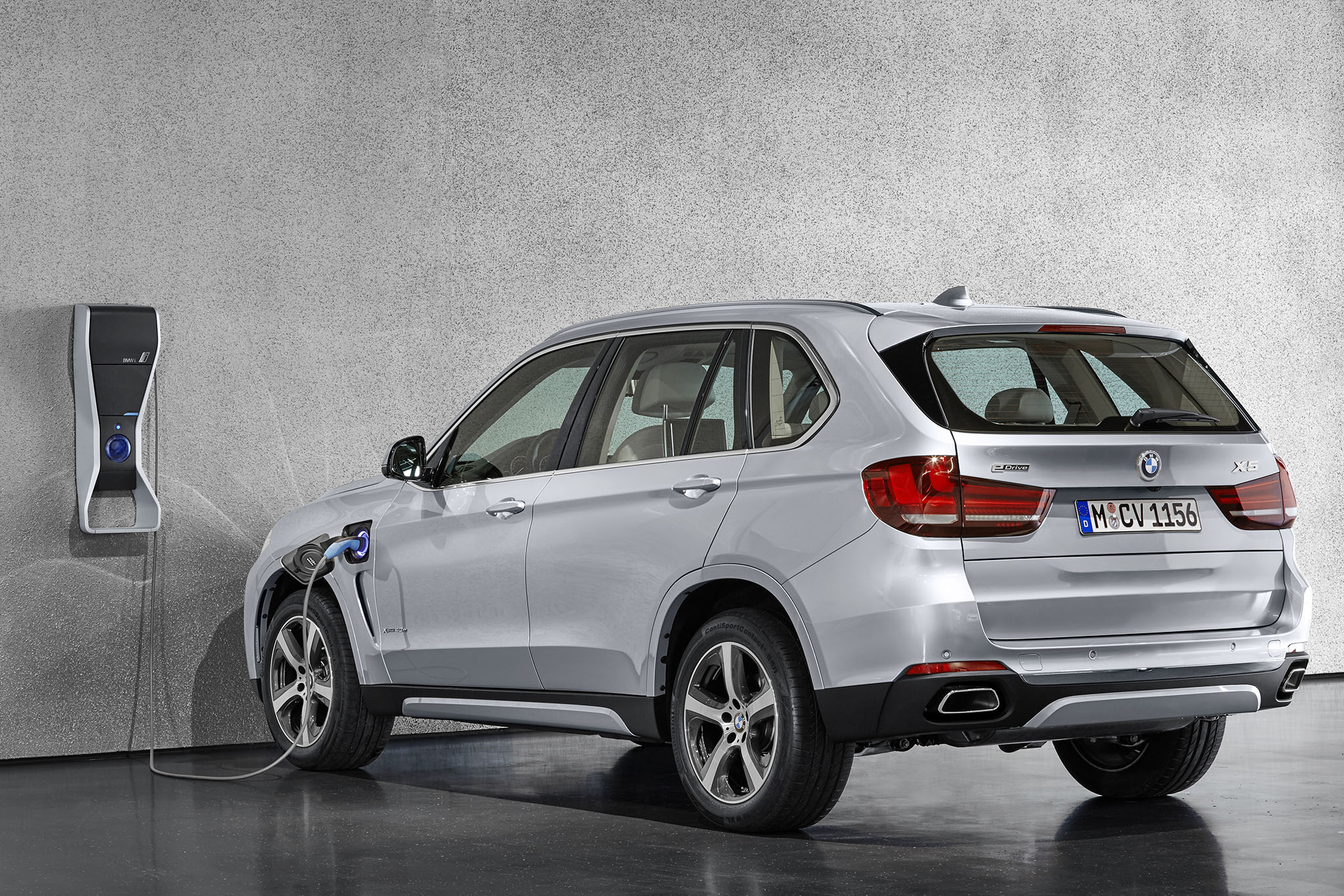 BMWX5xDrive40e 09