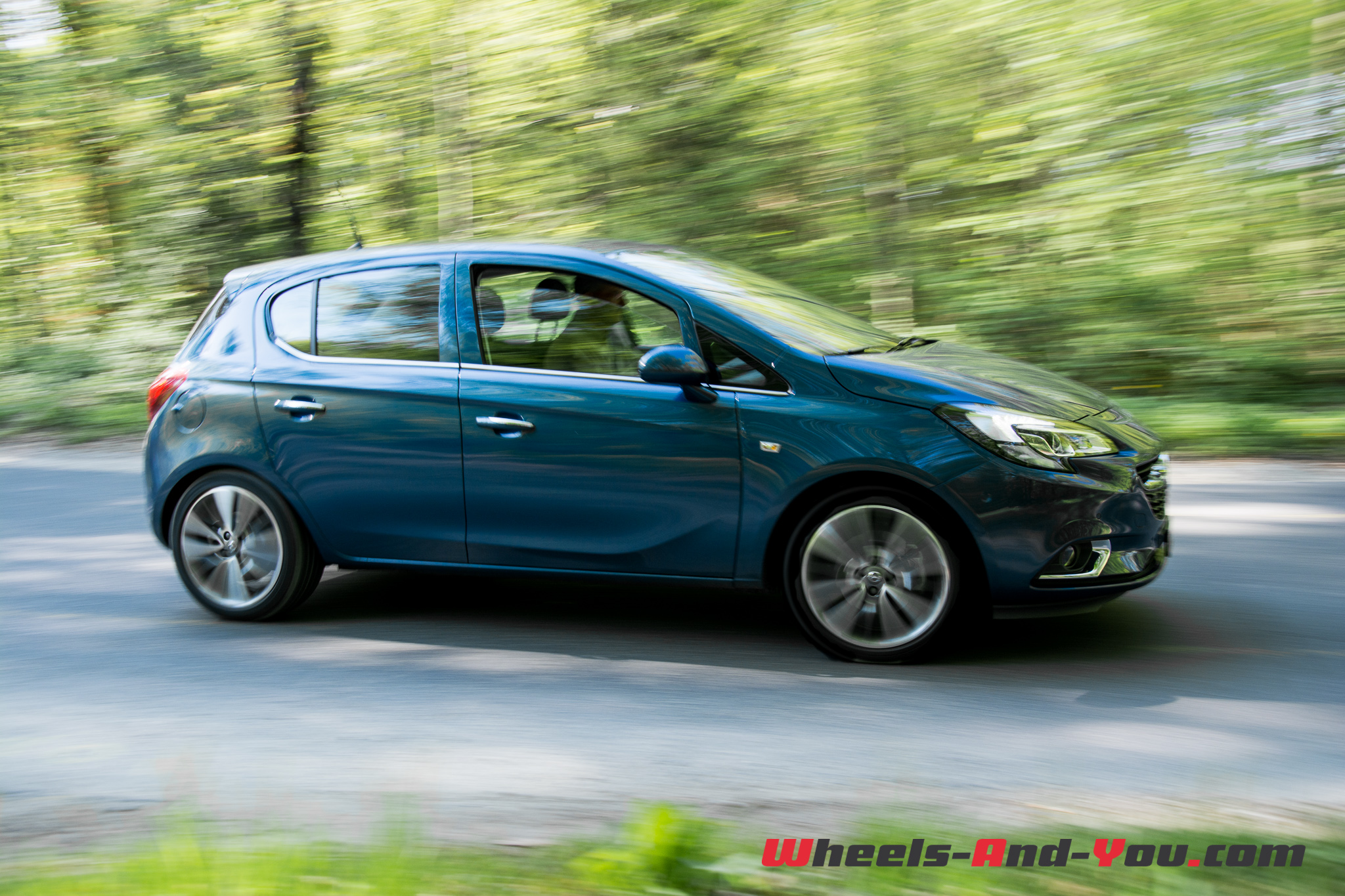 Corsa-11