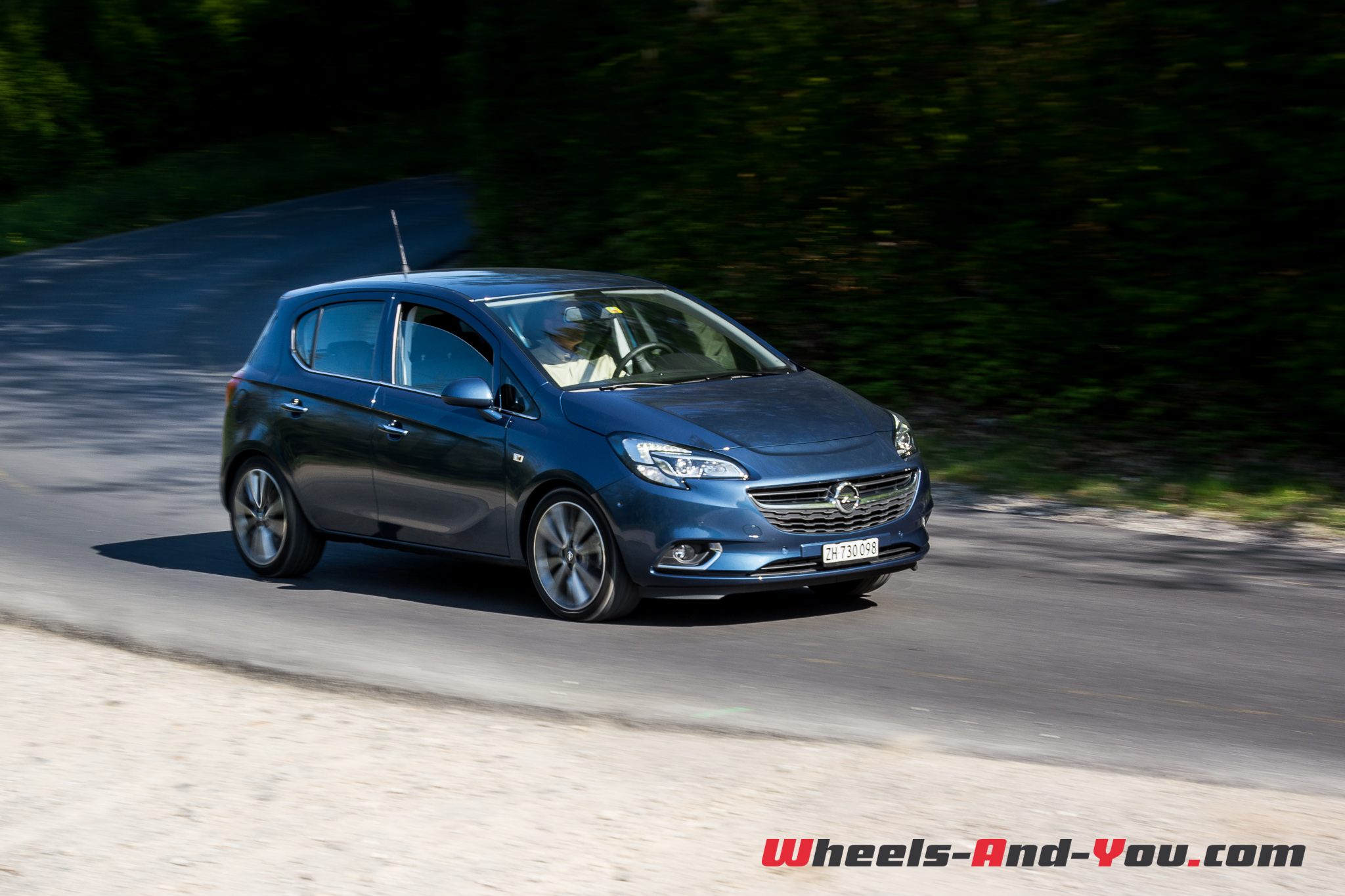 Corsa-13