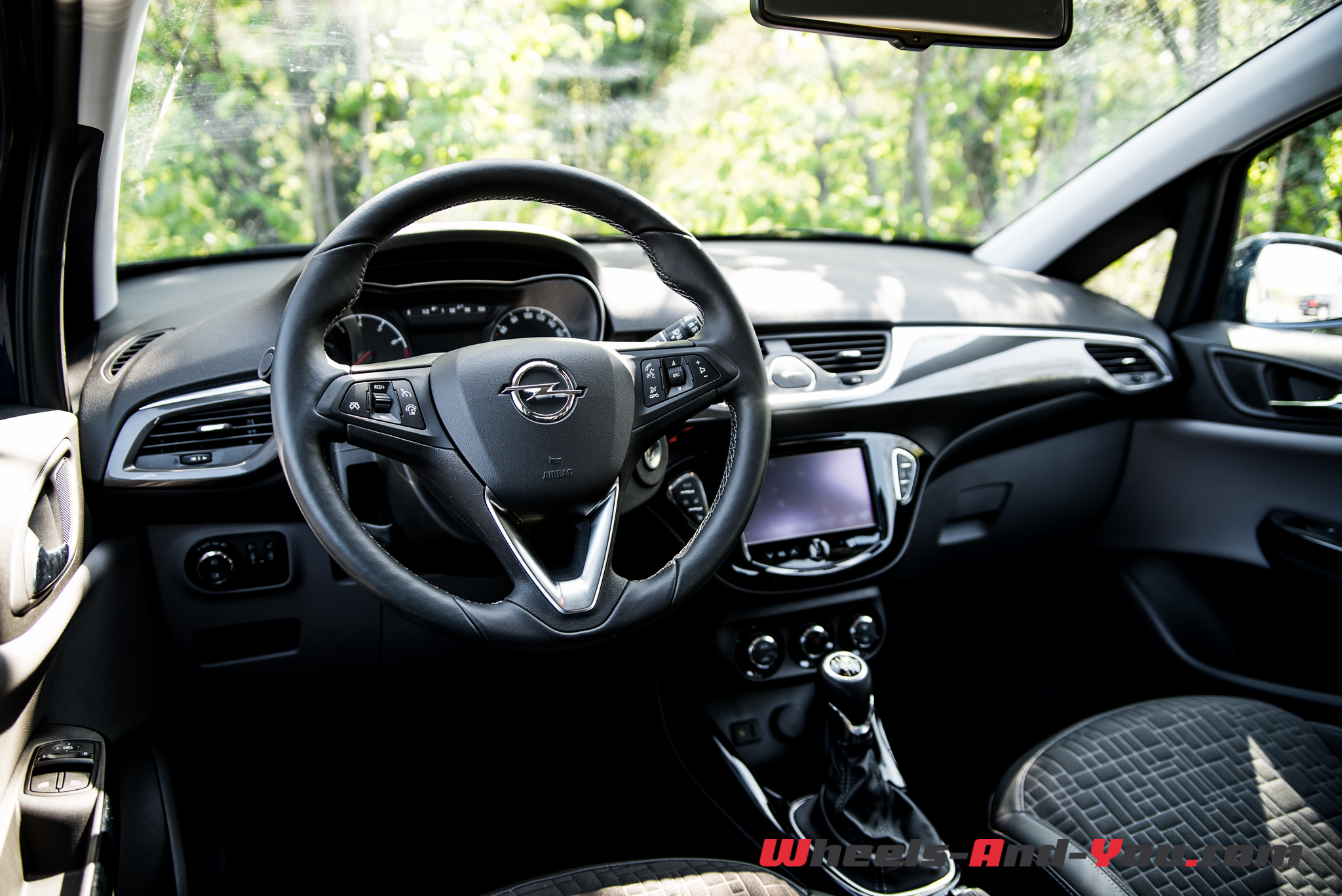 Corsa-19