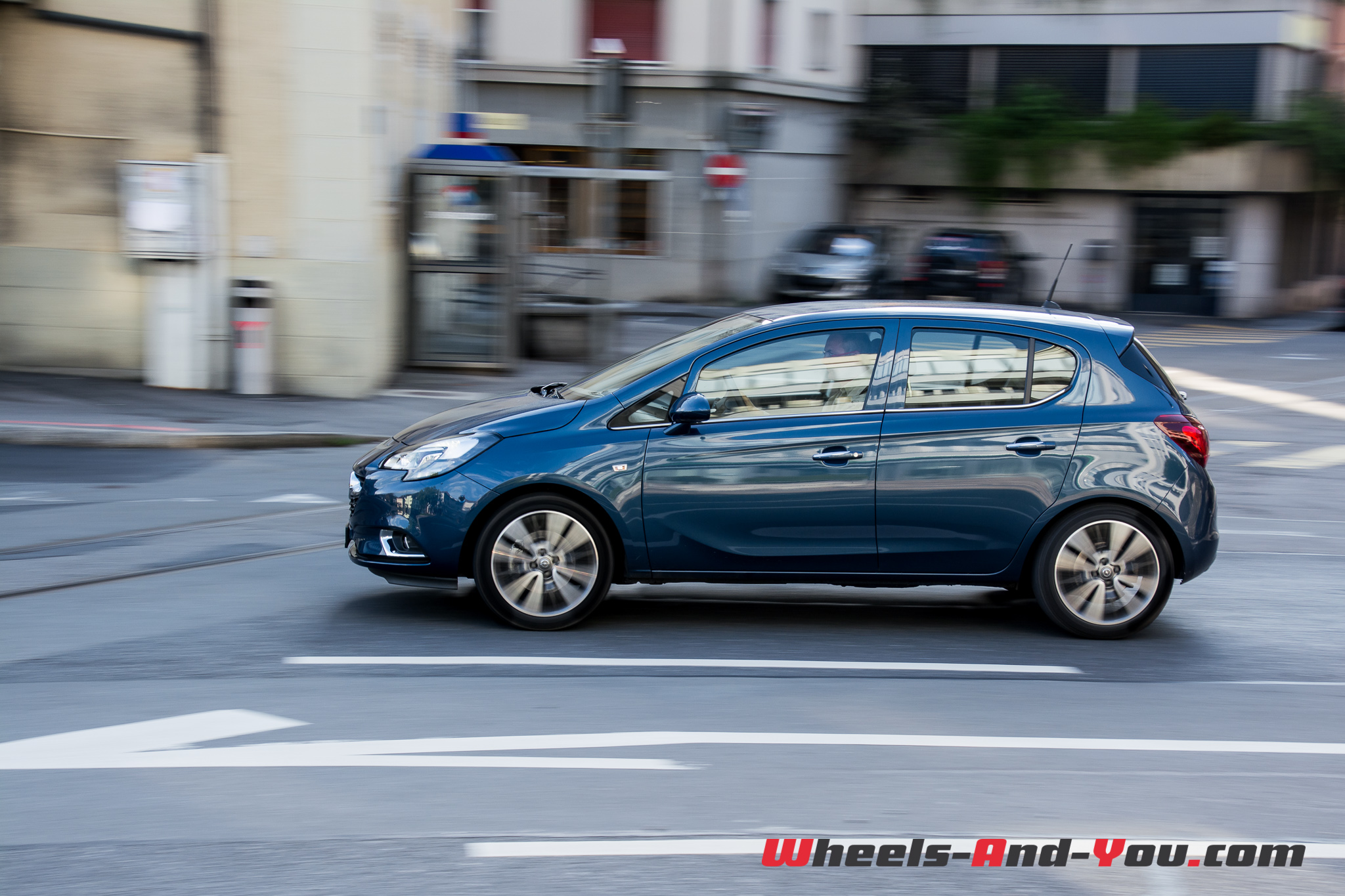 Corsa-25