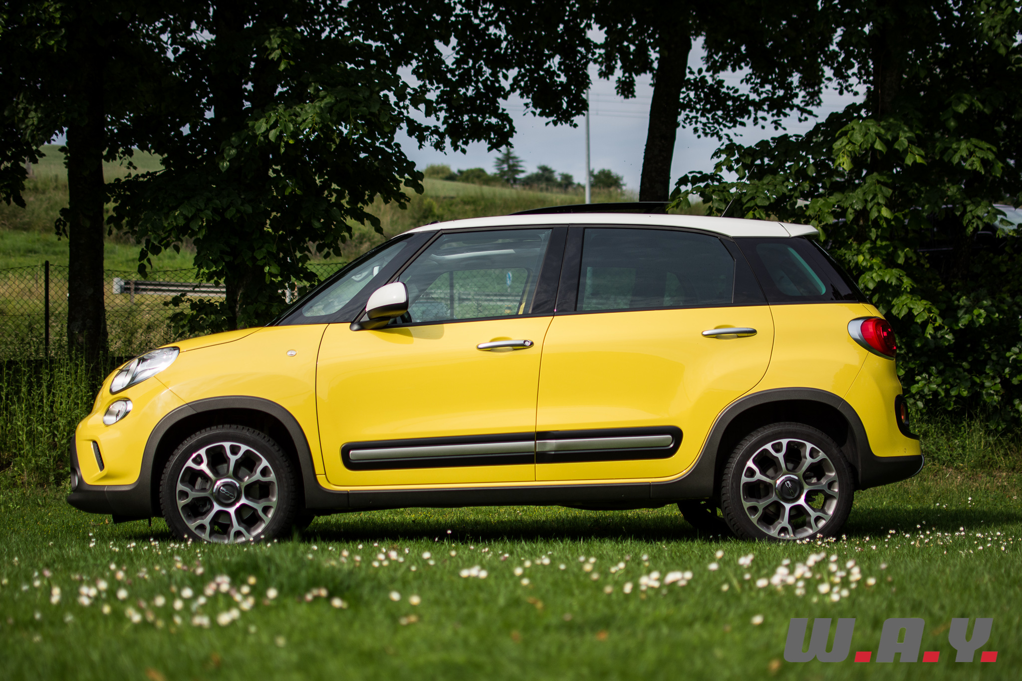 Fiat500LTrekking-11