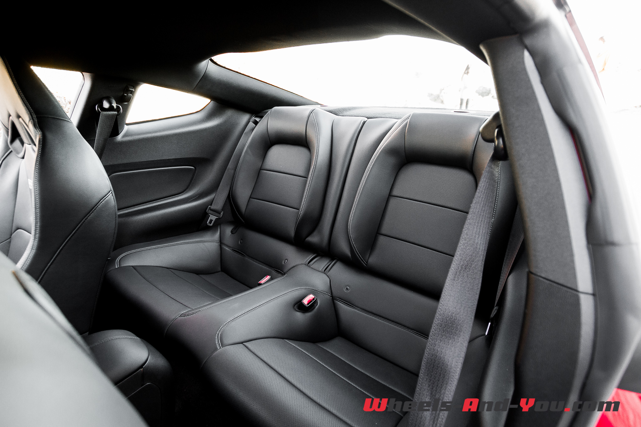 Ford Mustang-34