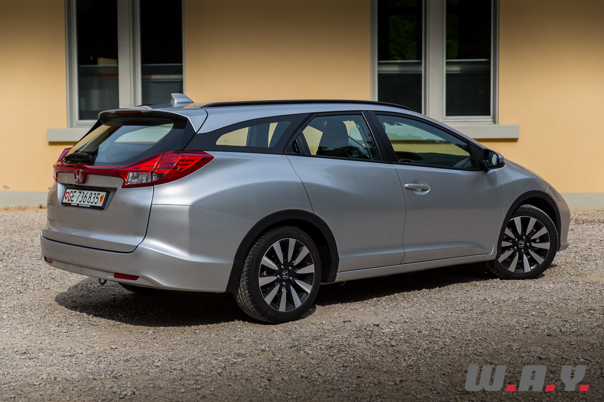 HondaCivicTourer-12
