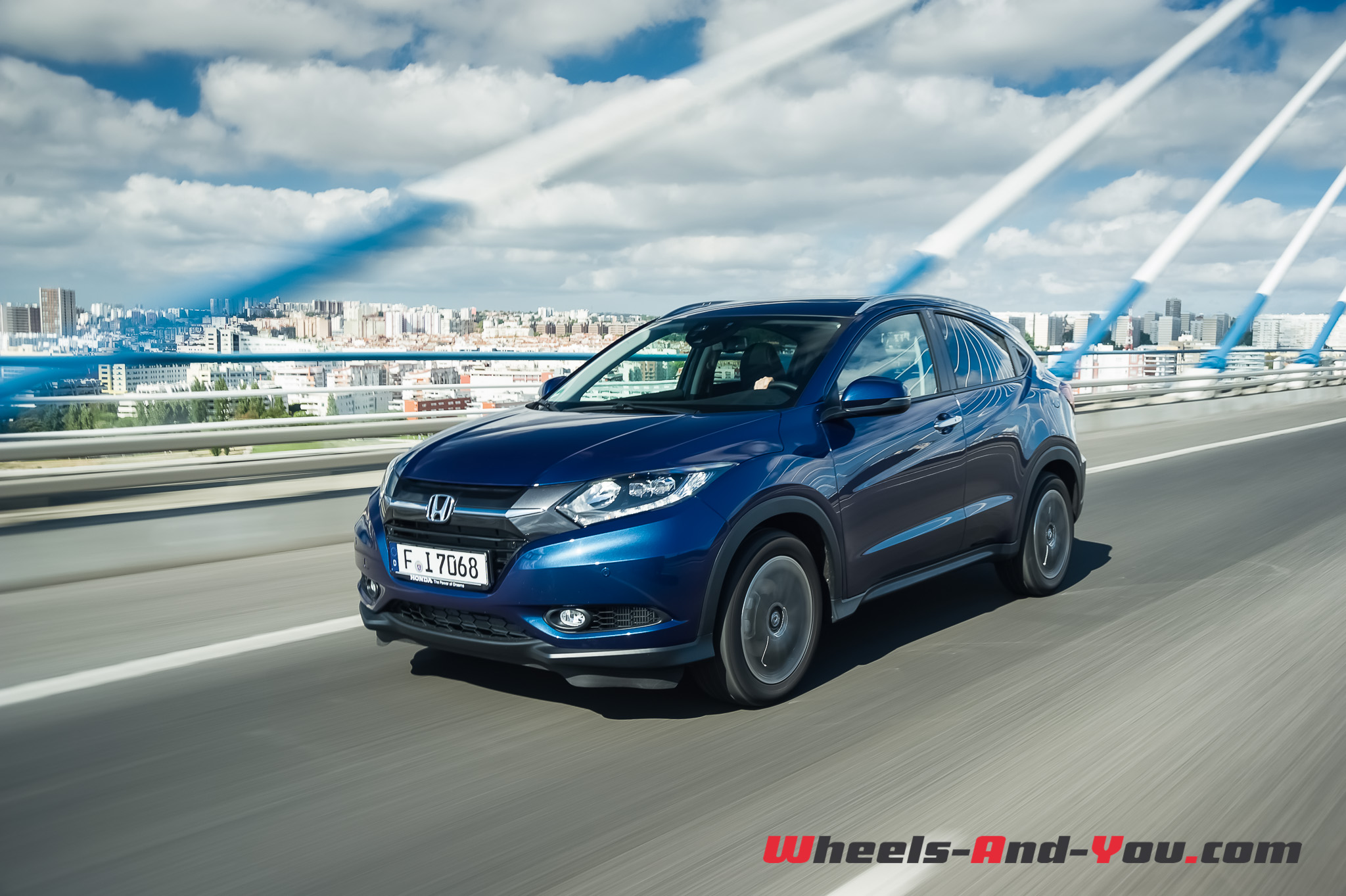 HondaHRV 08