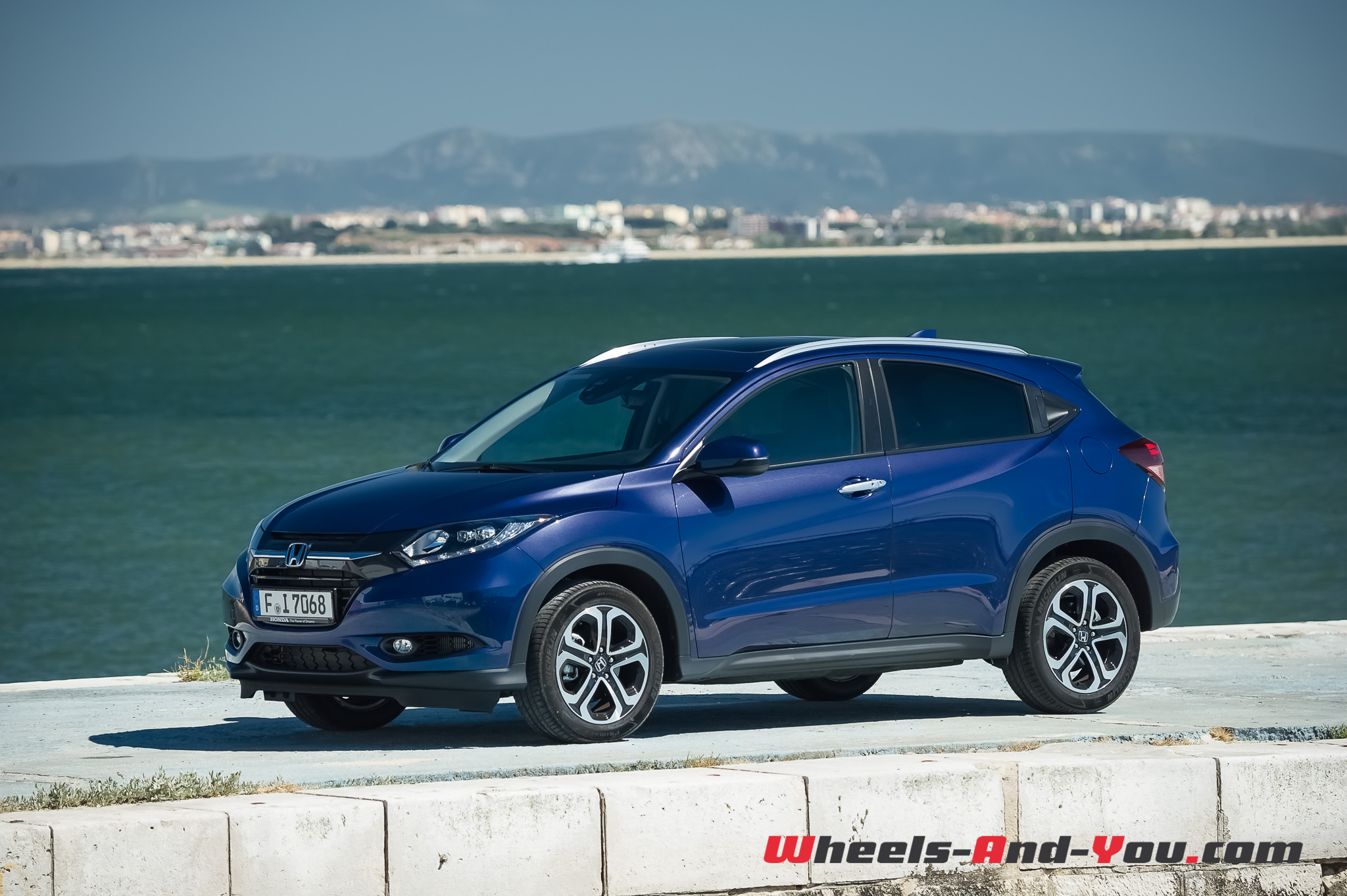 HondaHRV 15