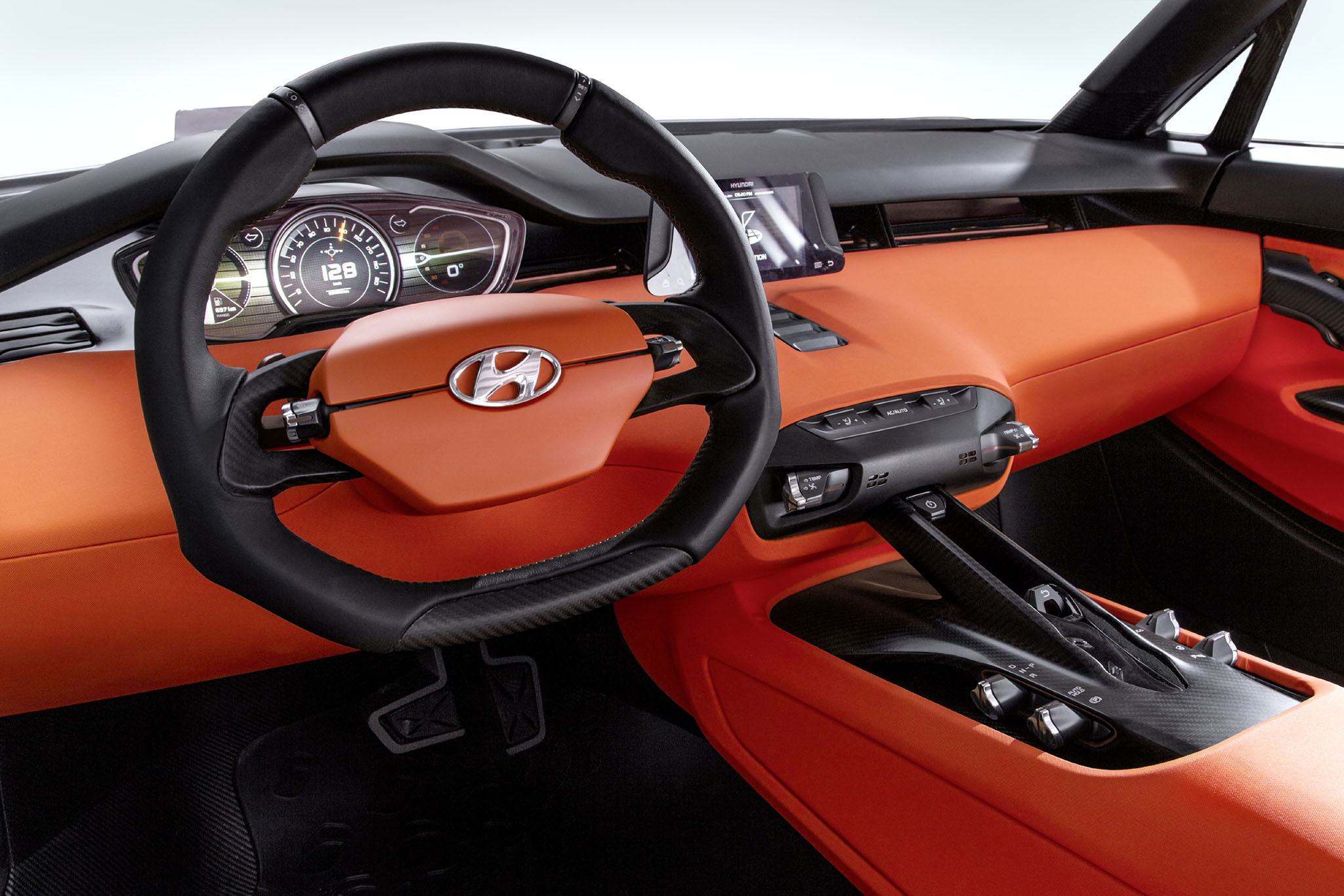 HyundaiIntrado 03