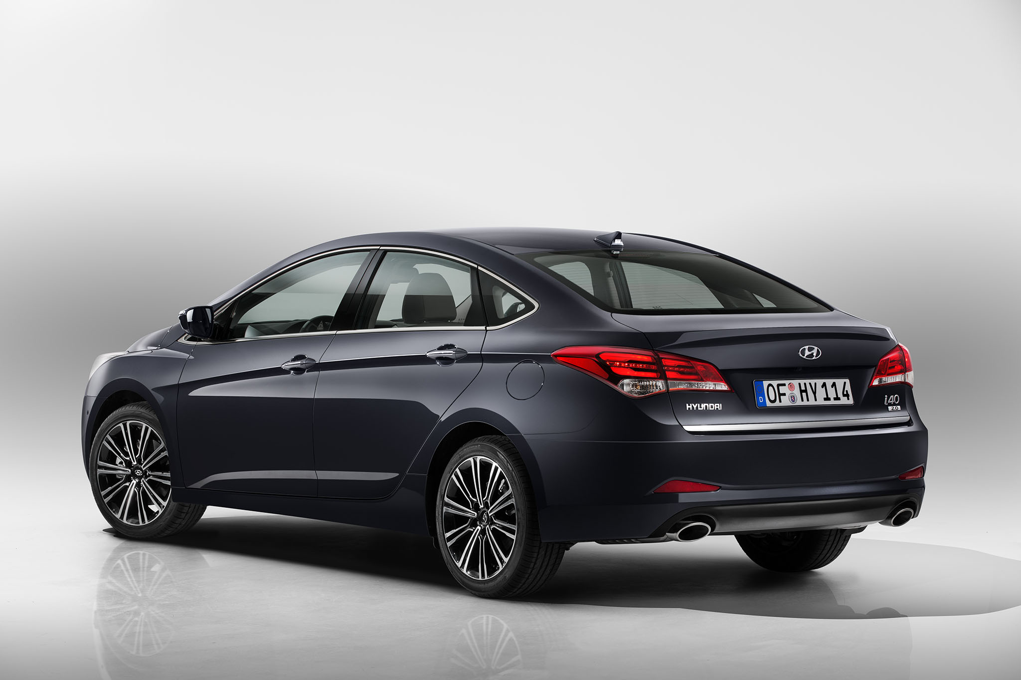 HyundaiNewi40 02
