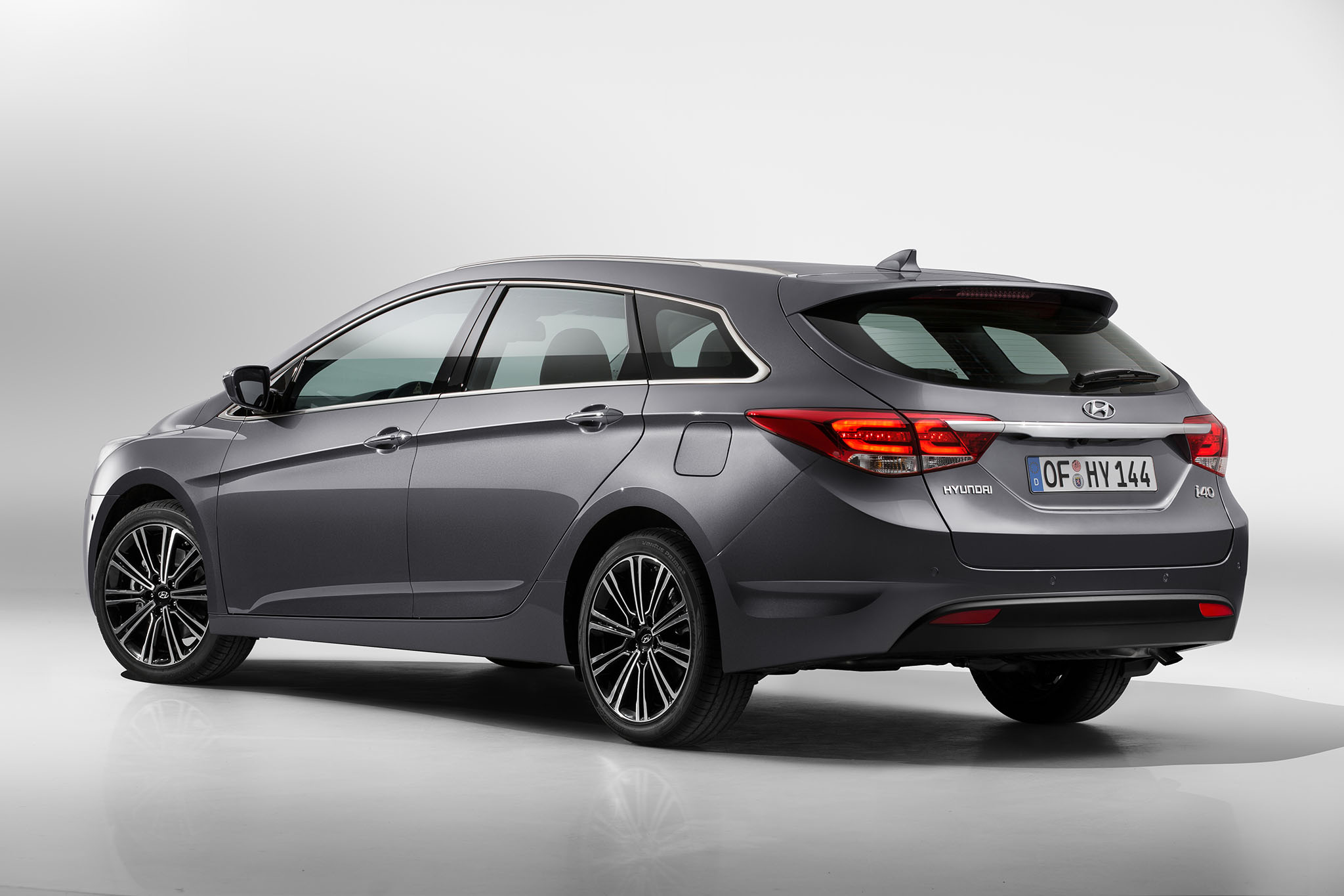 HyundaiNewi40 05