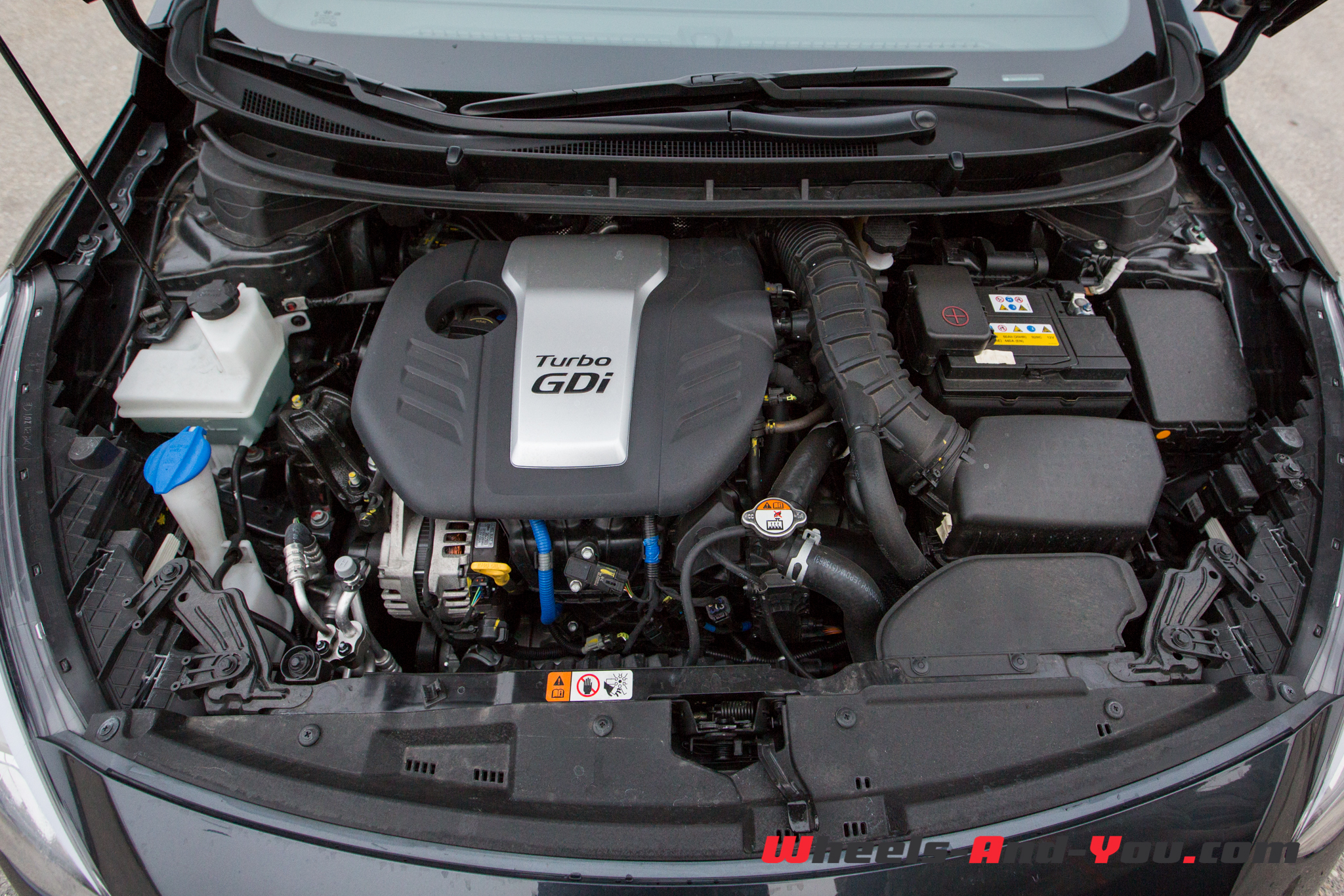 Hyundai i30turbo-1