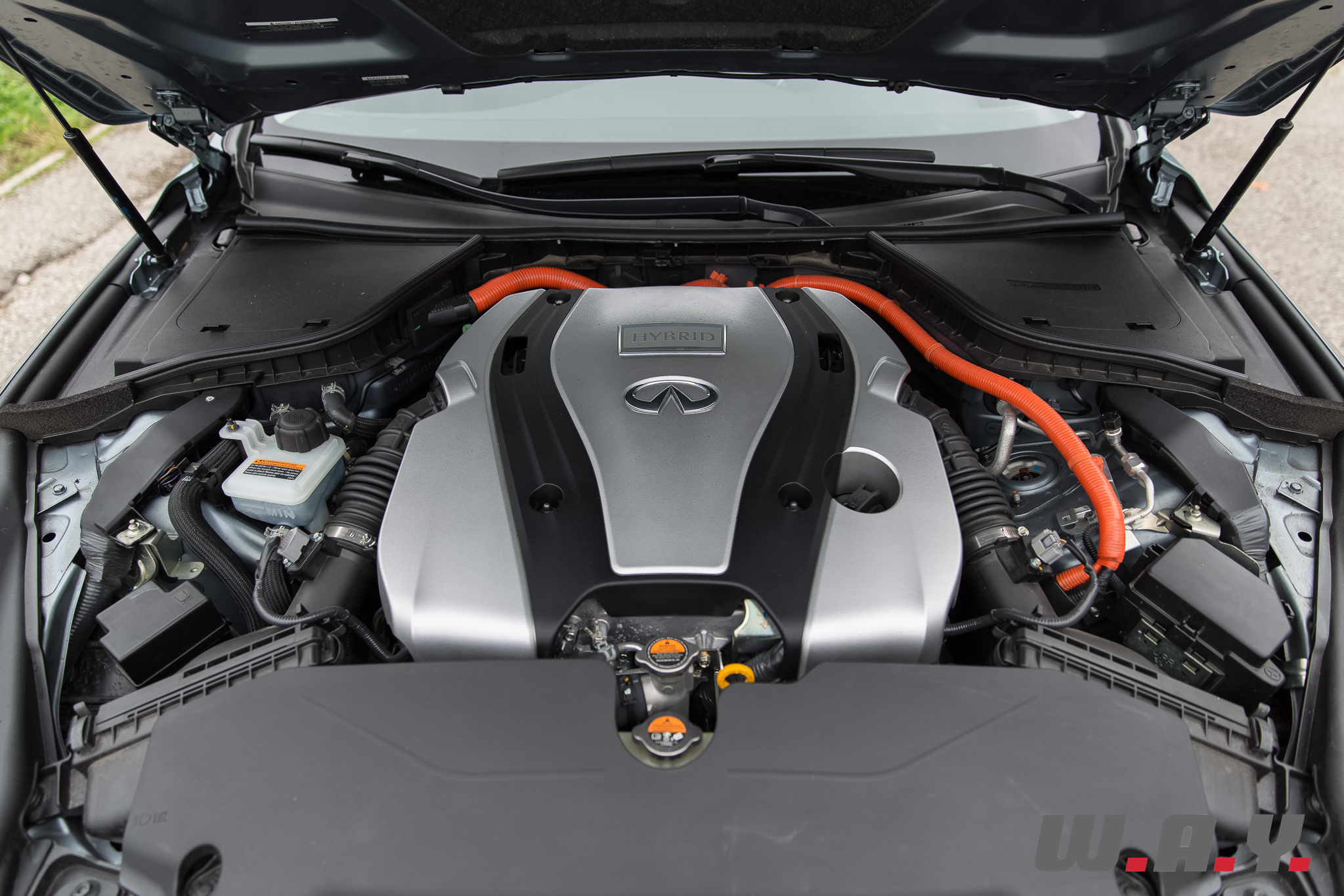 InfinitiQ50Shybrid-11