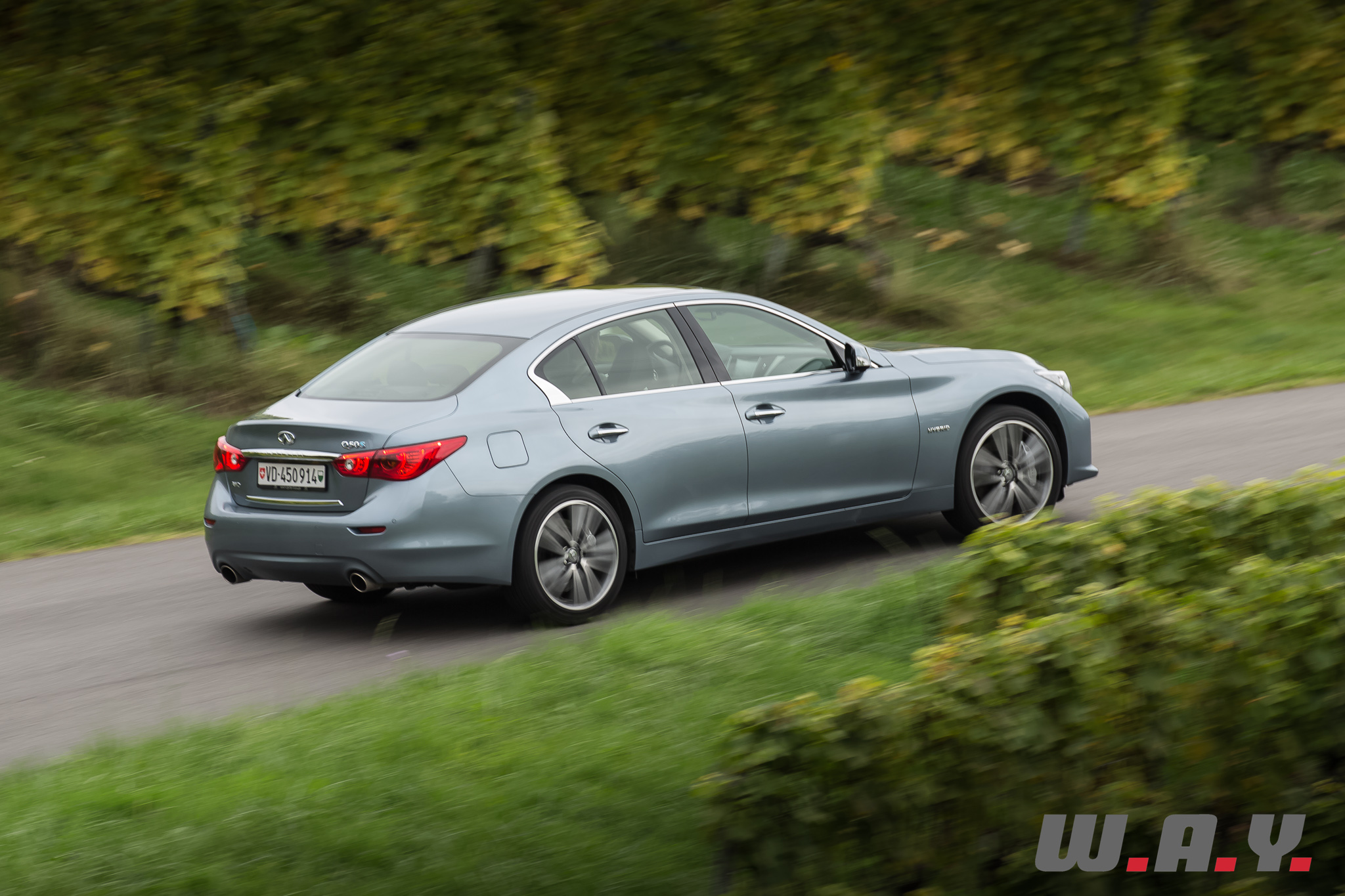 InfinitiQ50Shybrid-19