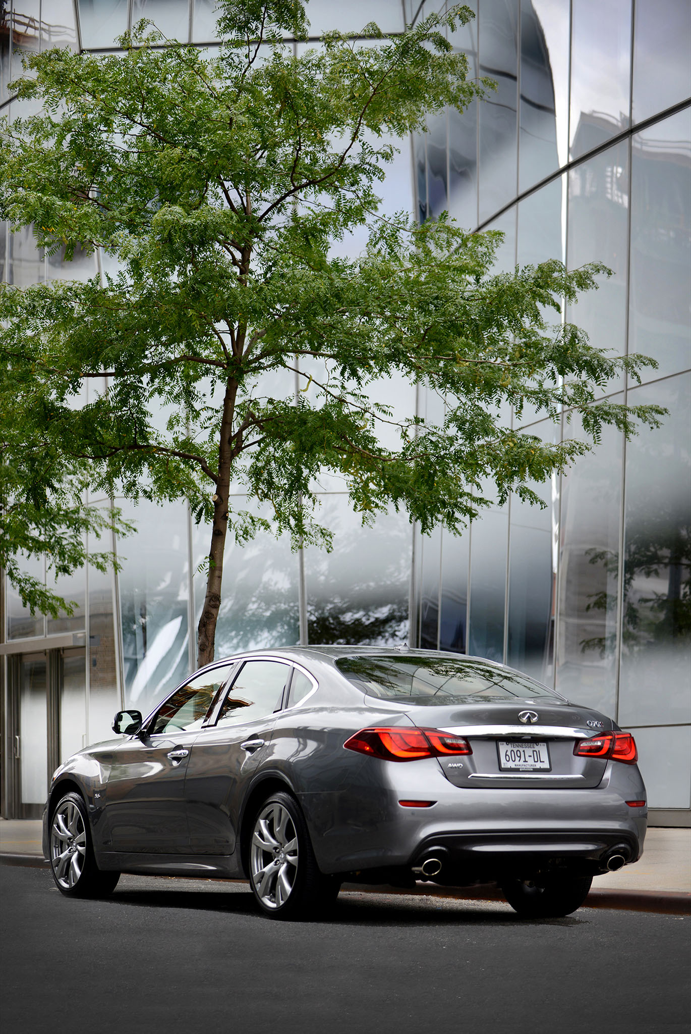 InfinitiQ70 02