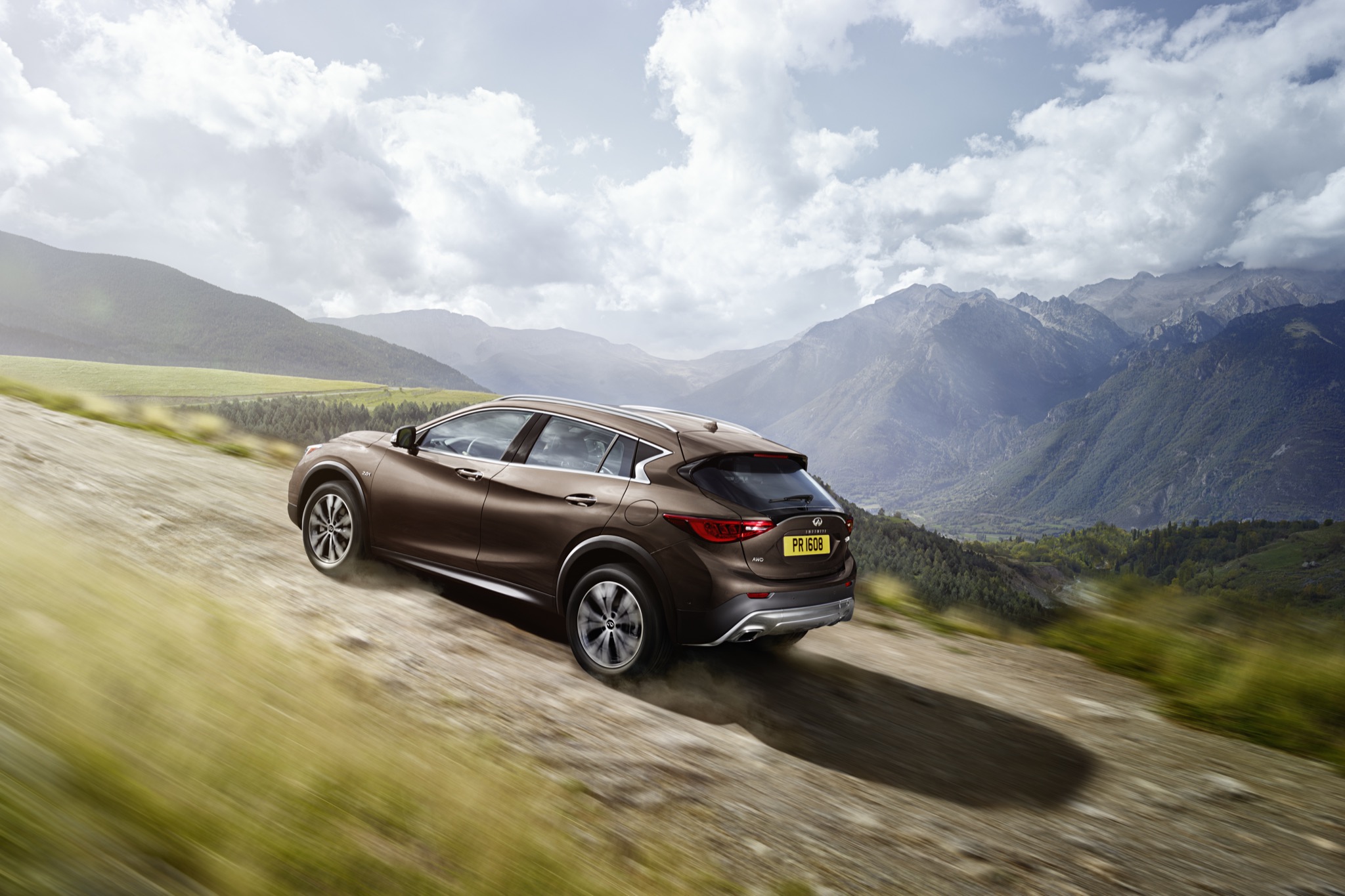 InfinitiQX30 09