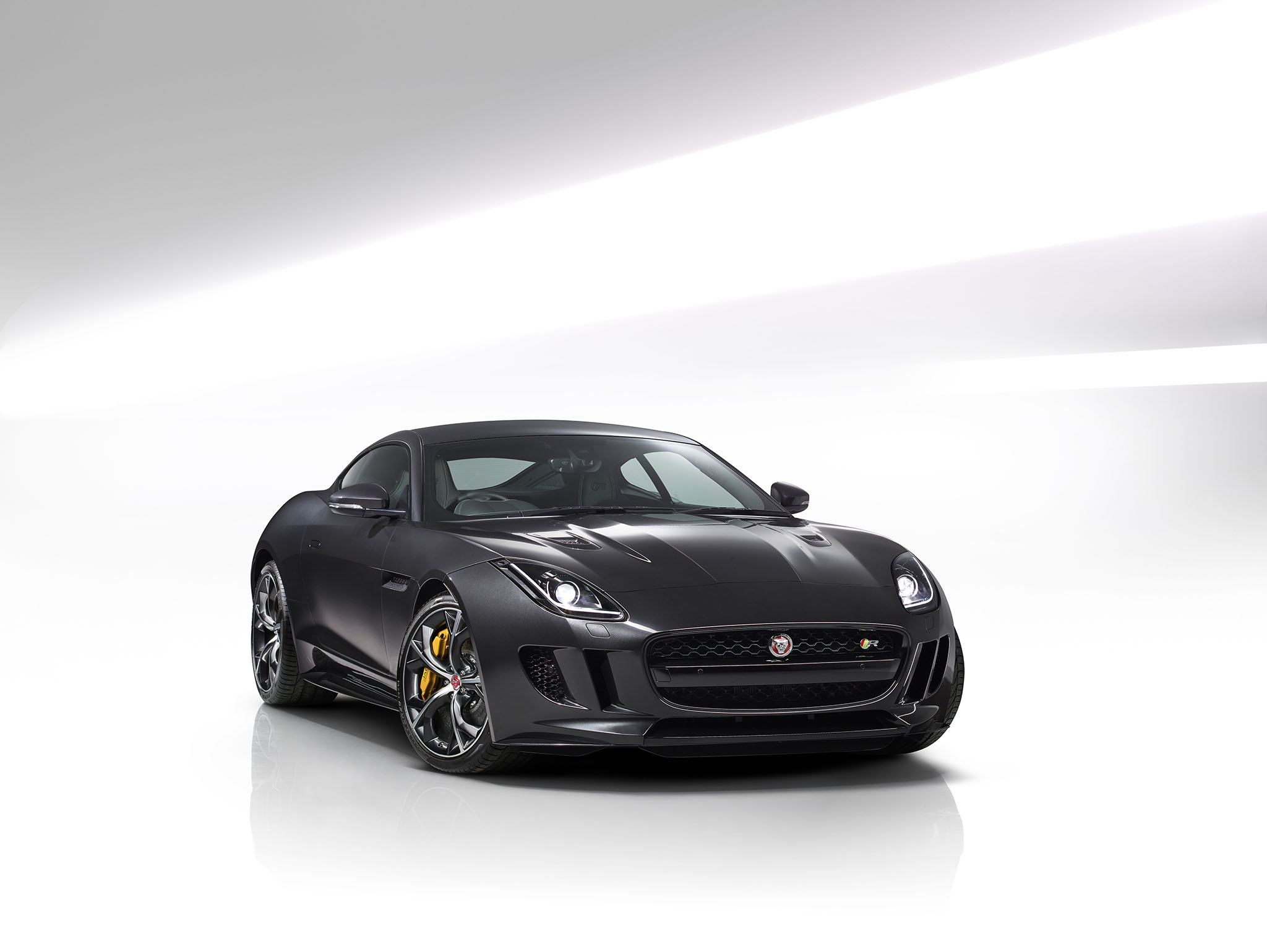 JaguarFTypeAWD 07