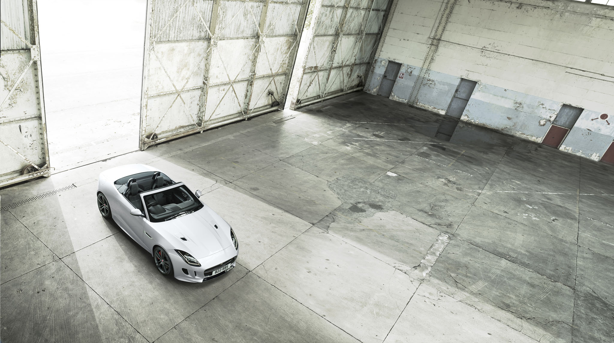JaguarFTypeBDE 08