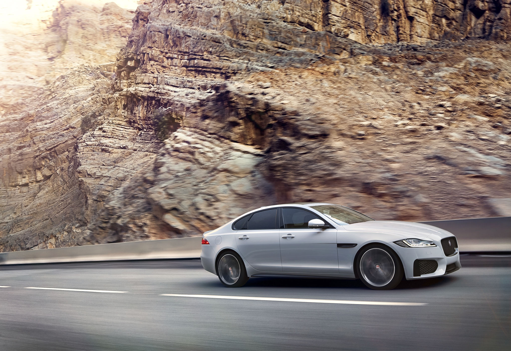 JaguarXF 04