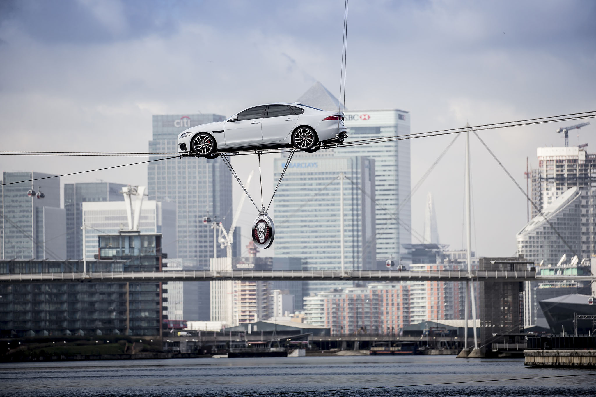 JaguarXF 09