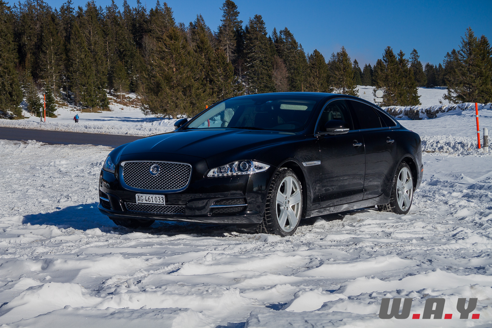 JaguarXJSCAWD-1