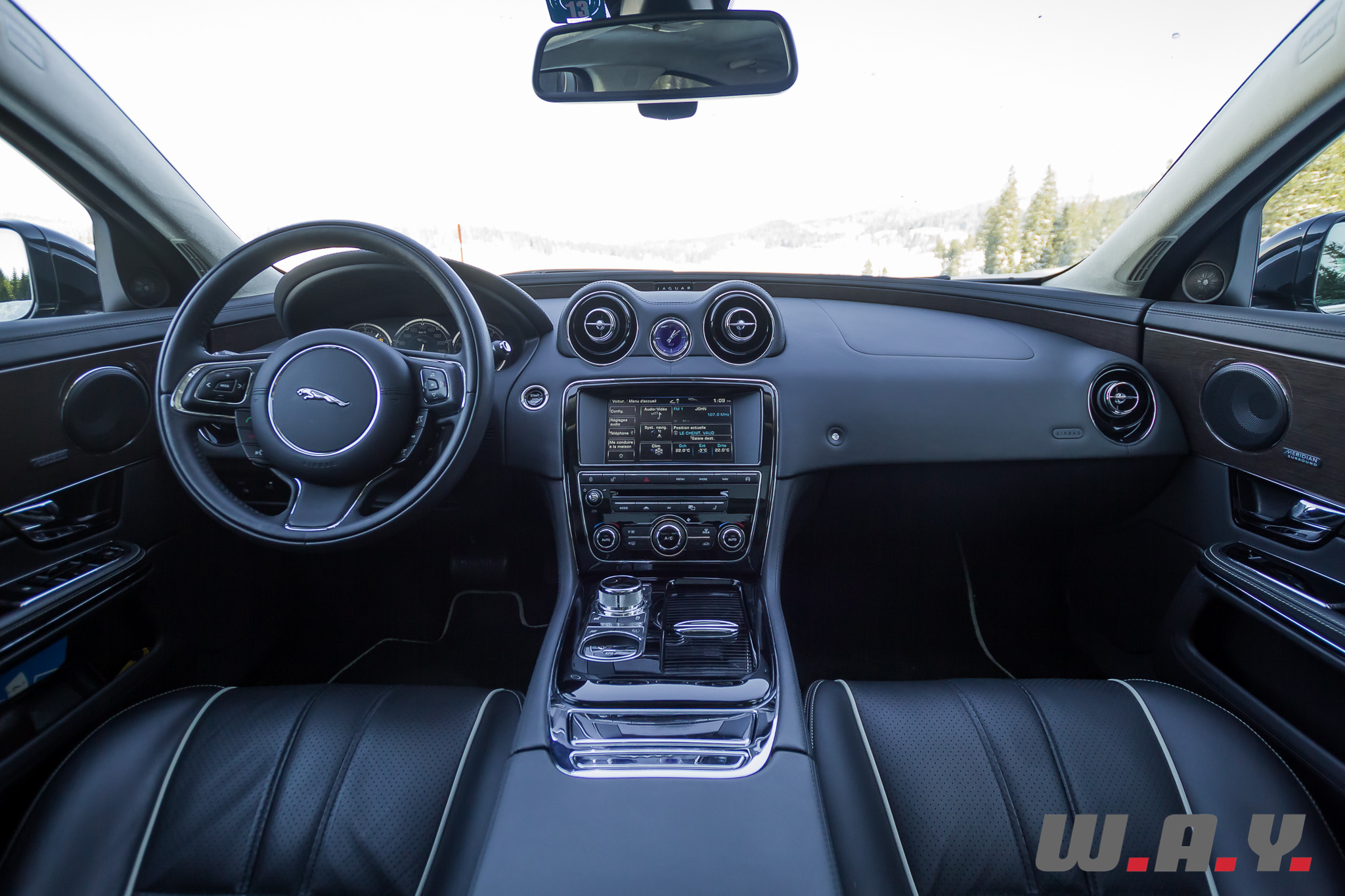 JaguarXJSCAWD-1