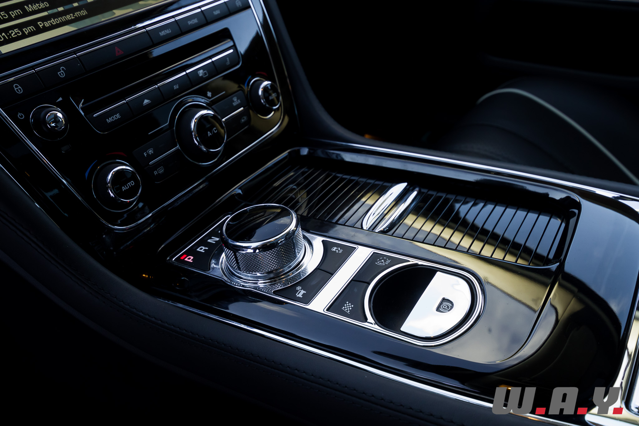 JaguarXJSCAWD-1
