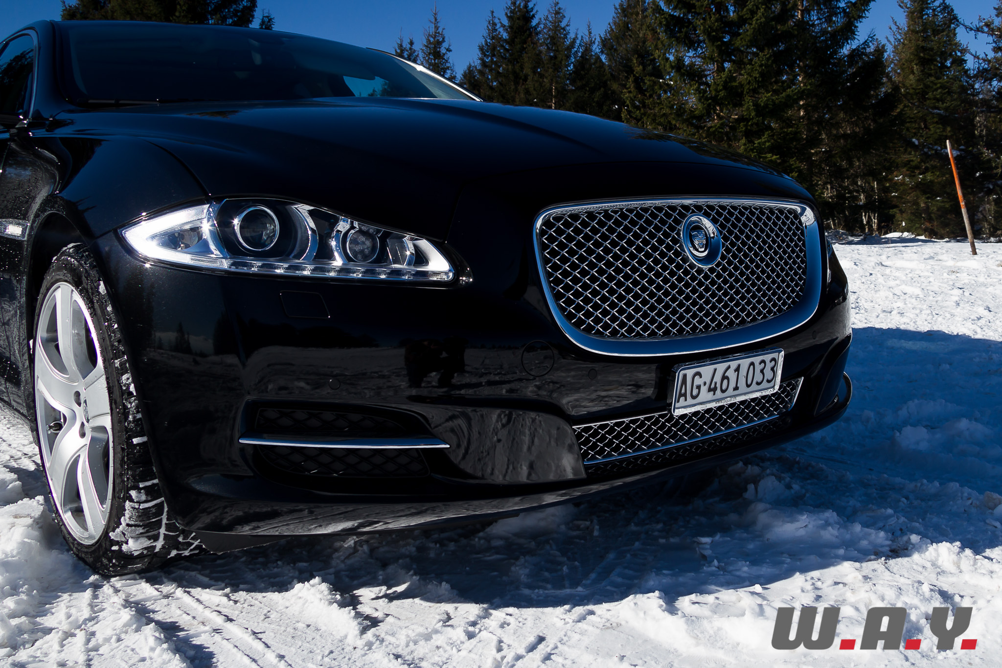JaguarXJSCAWD-1