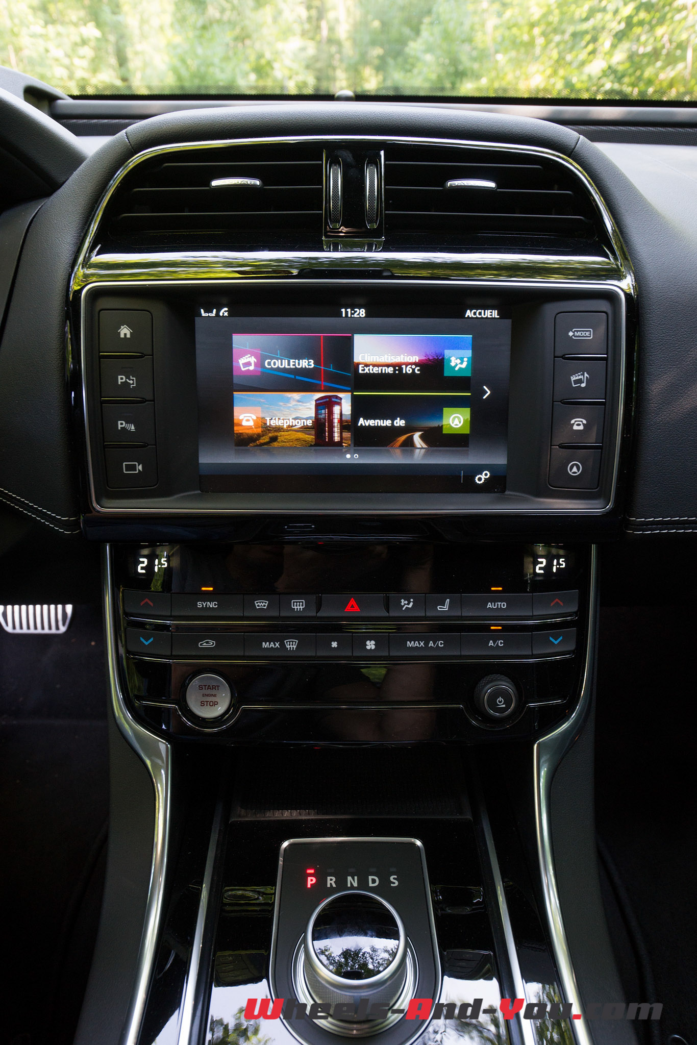 Jaguar XE-9