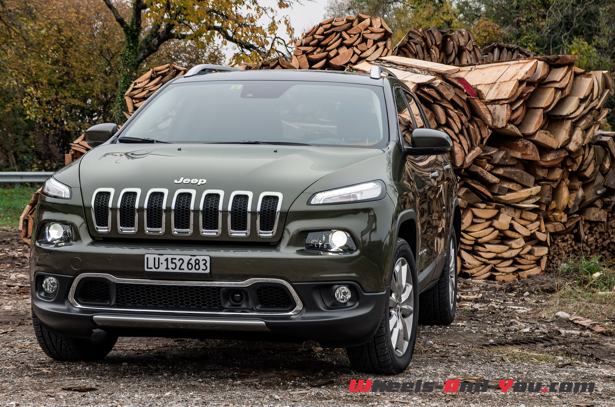 Jeep-Cherokee-19