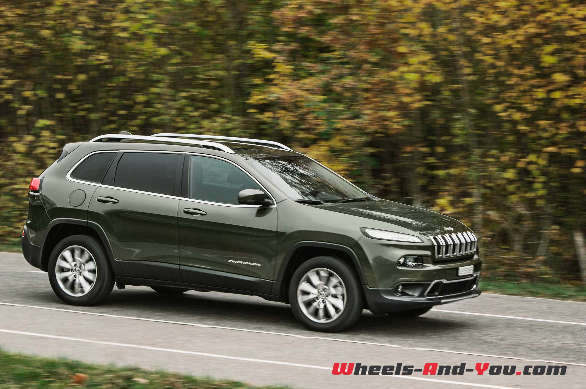 Jeep-Cherokee-3