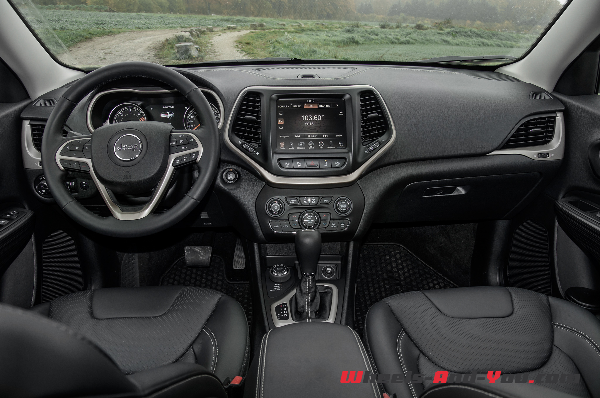 Jeep-Cherokee-56