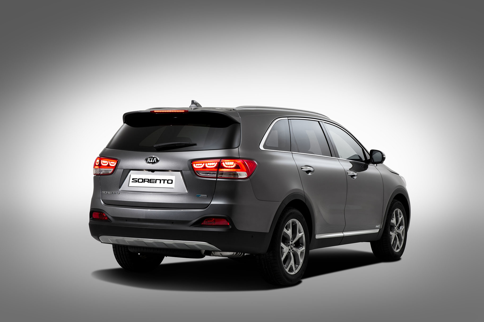 KiaSorentoMkIII 04