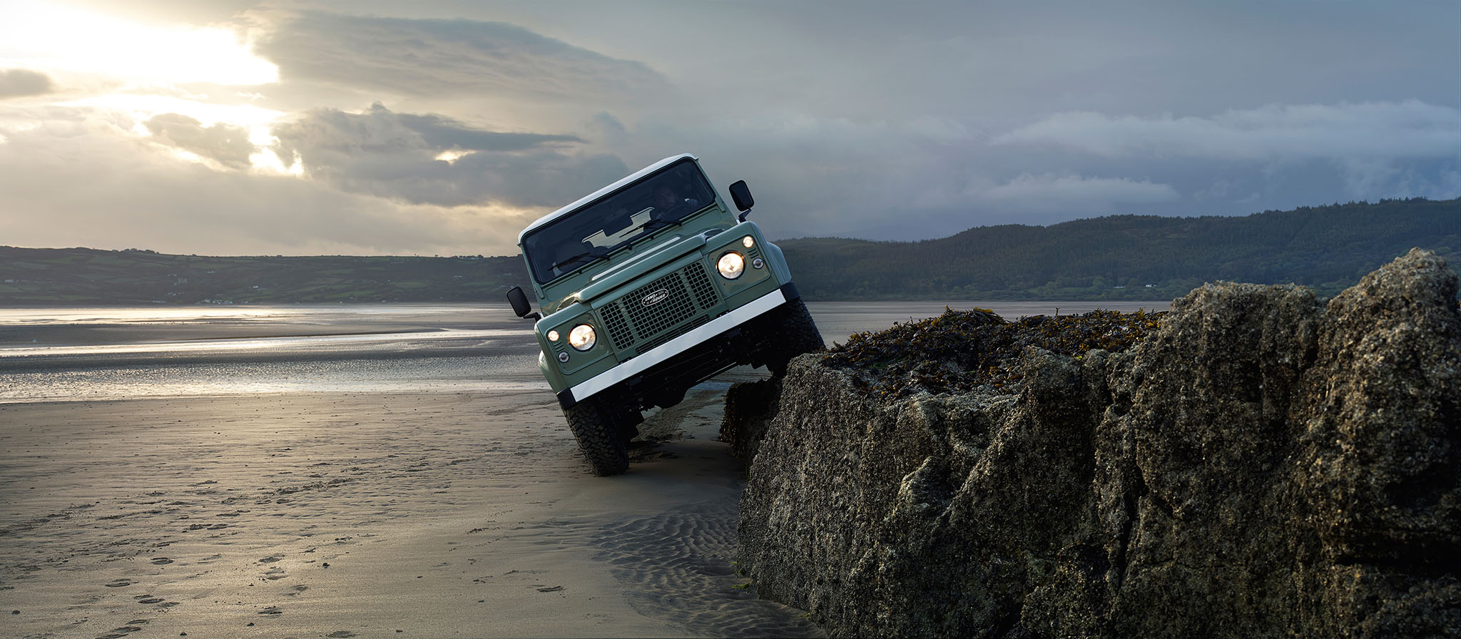 LRDefenderCelebration 11