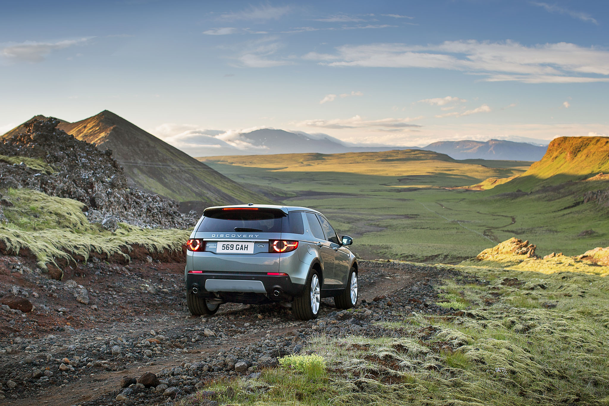 LRDiscoverySport 07