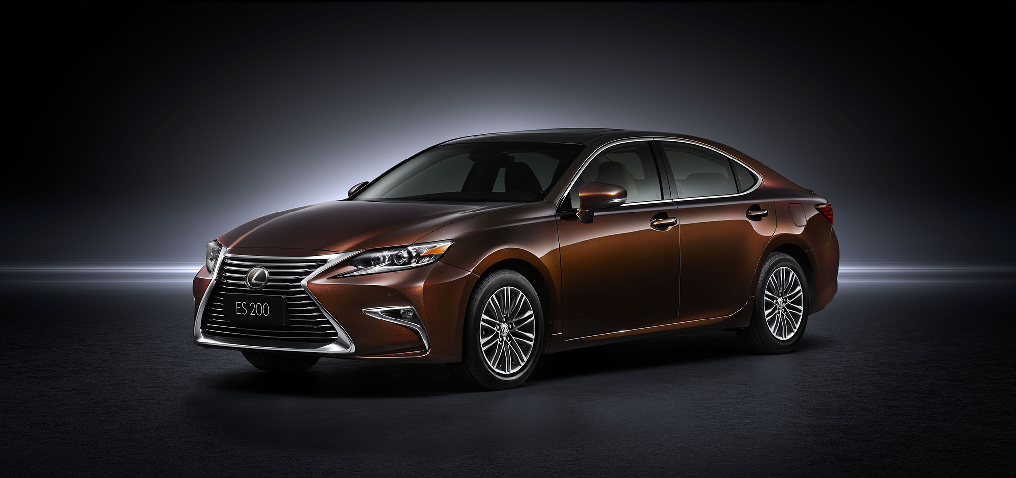 LexusES 01