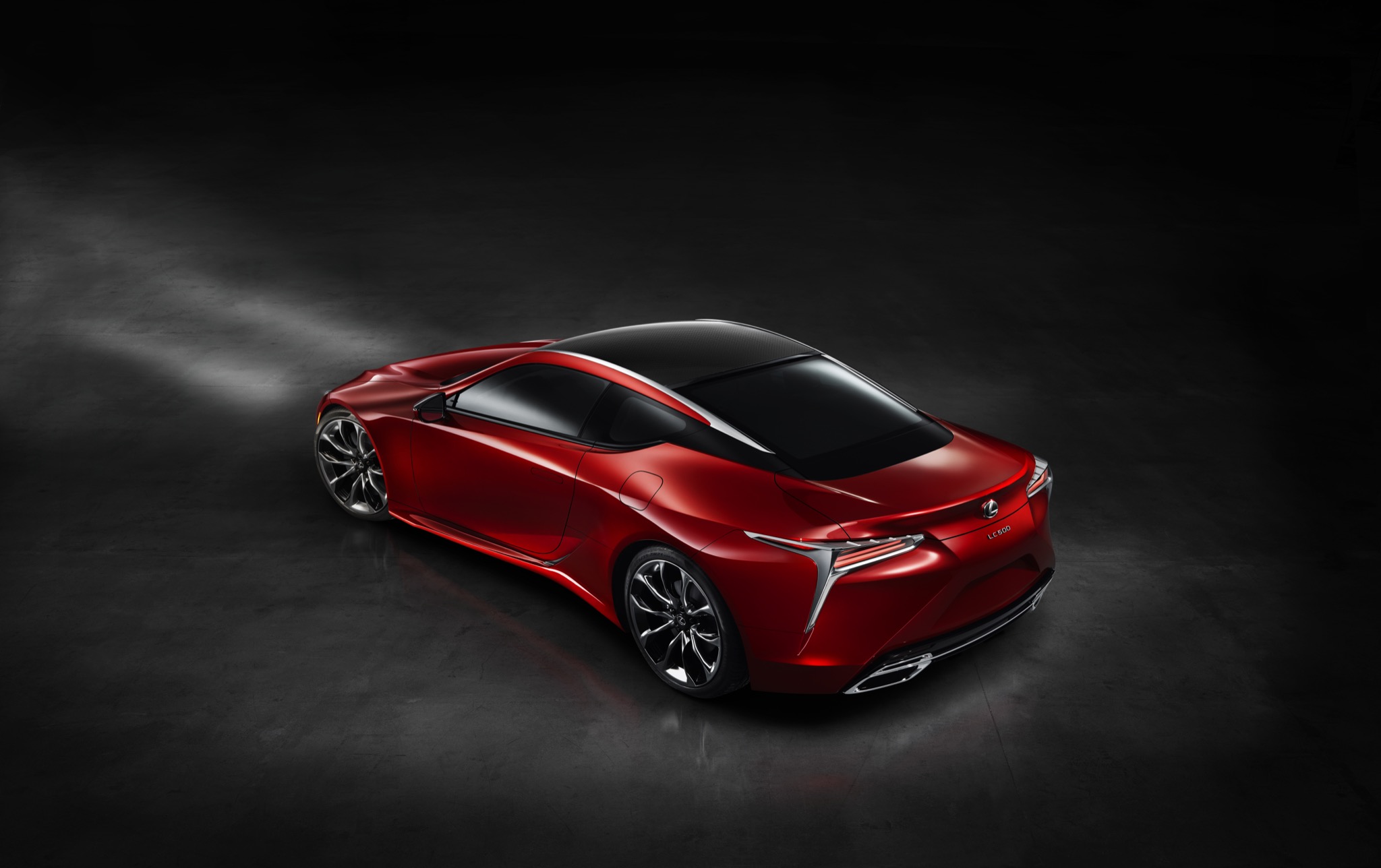 LexusLC500 02
