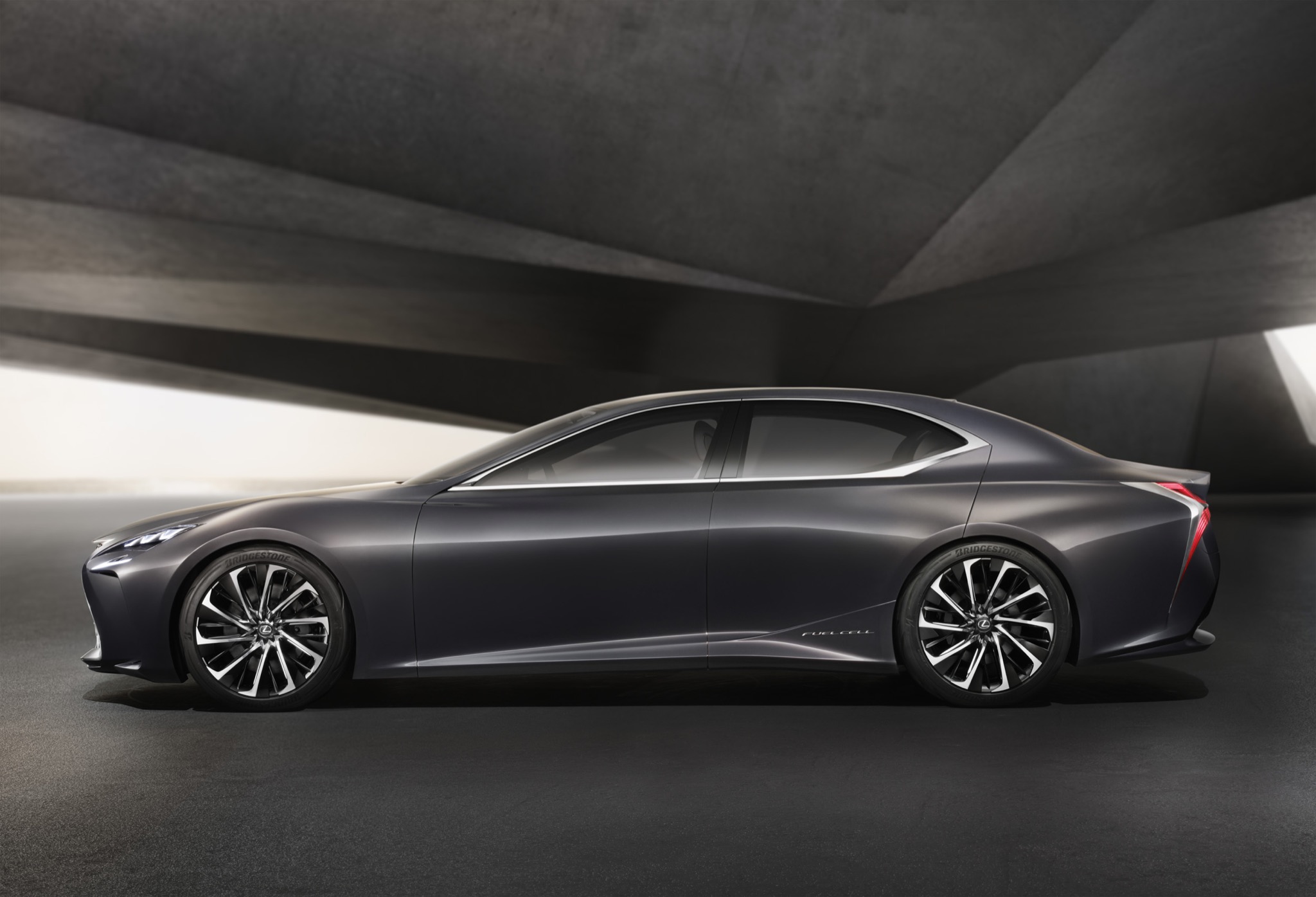 LexusLFFC 06