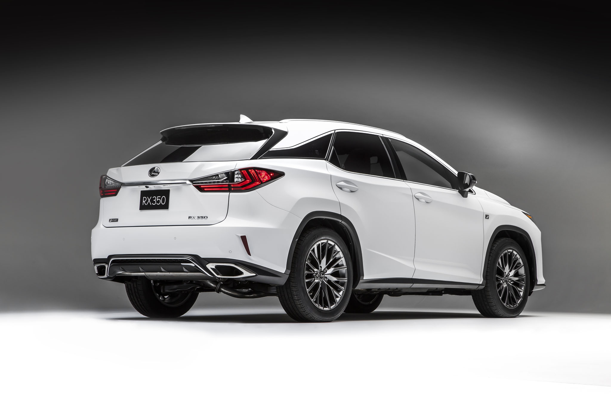 LexusRX 02