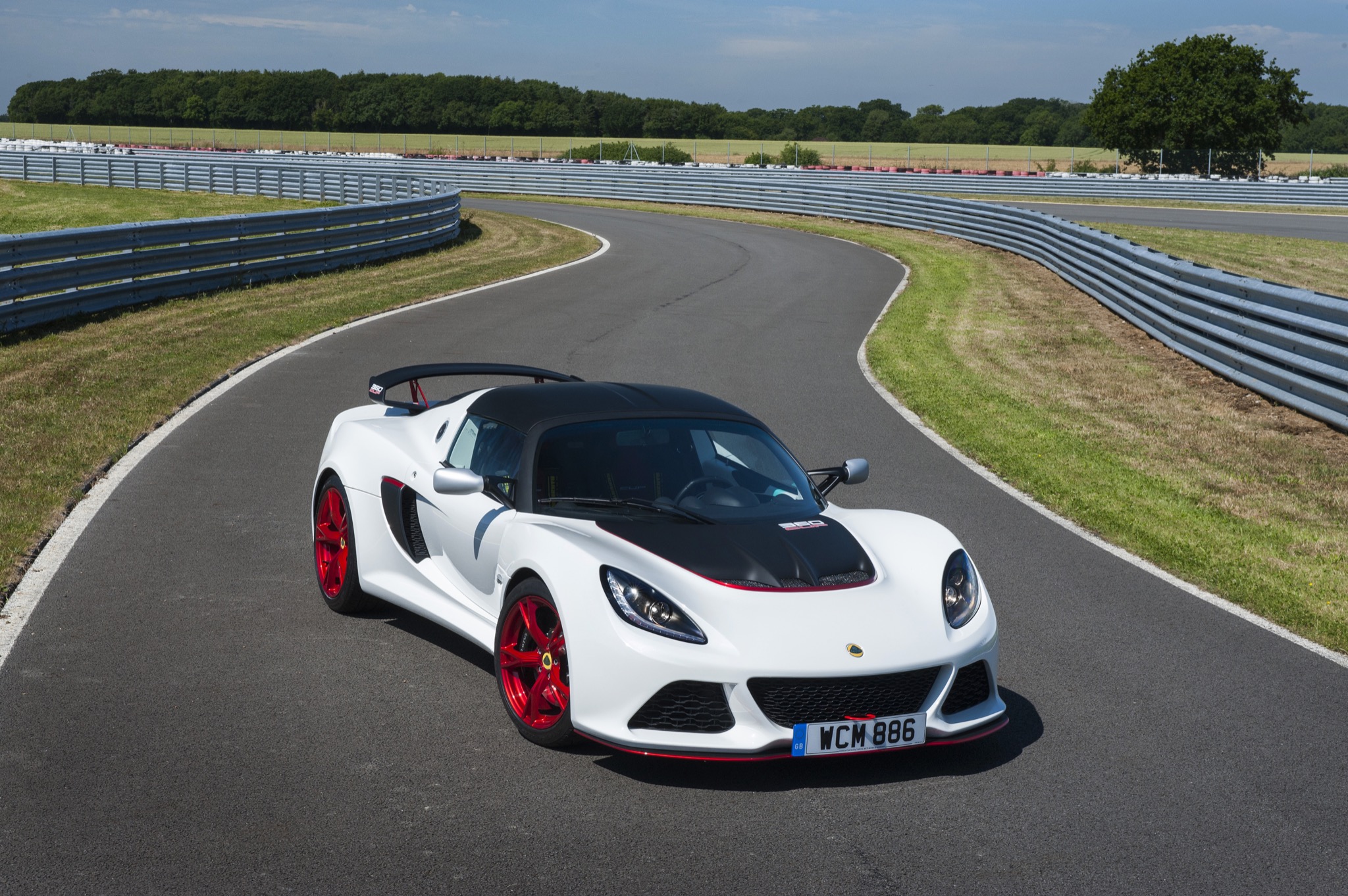 LotusExige360Cup 01