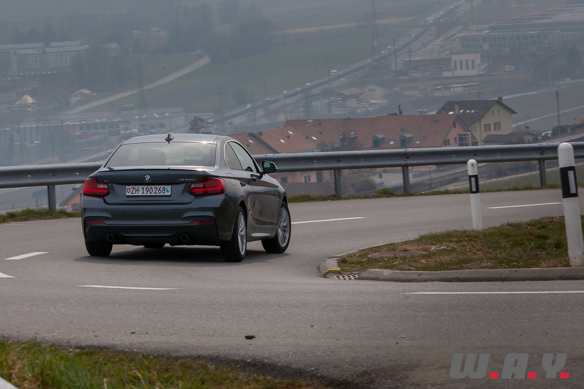 M235i-20