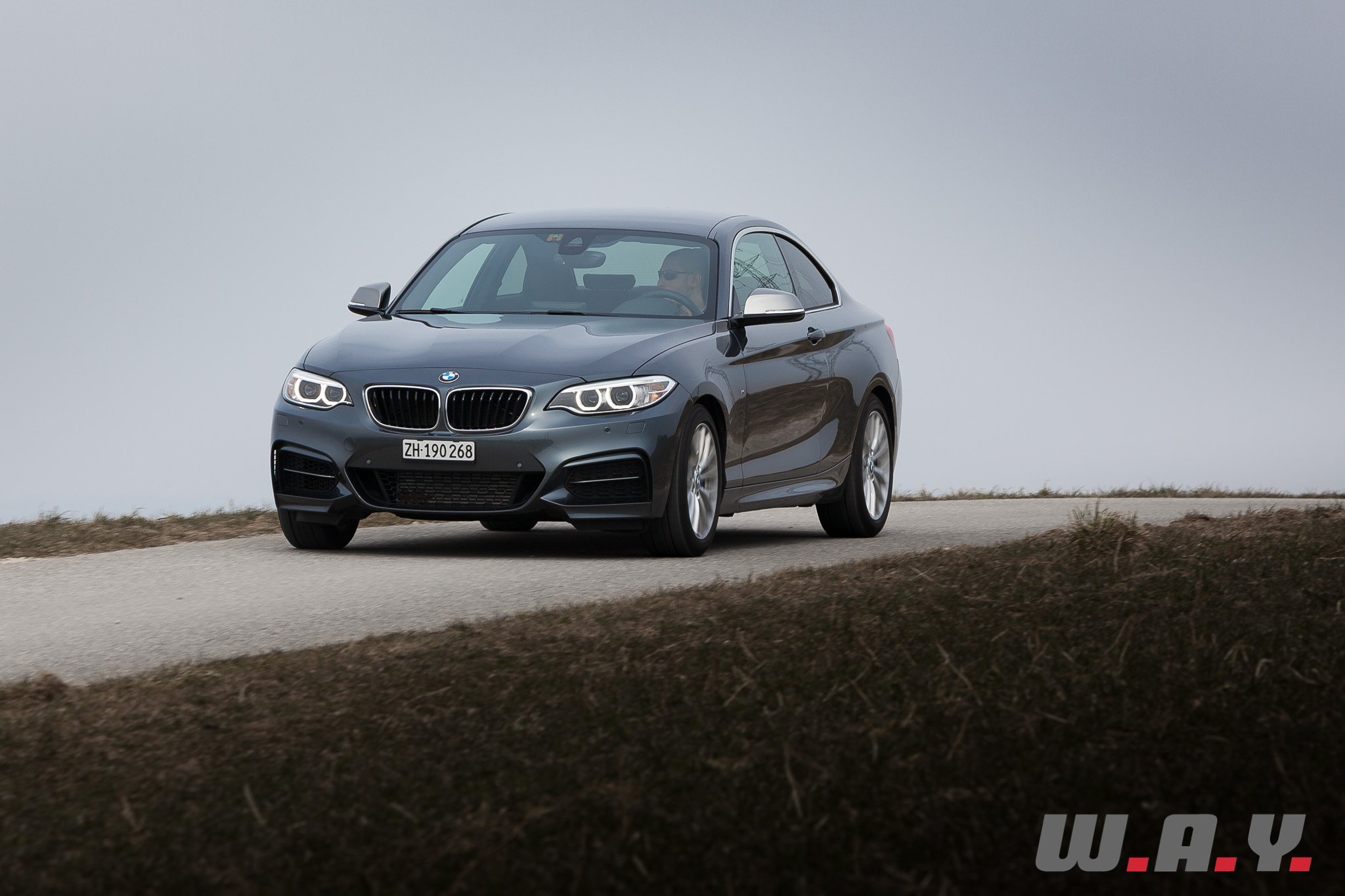 M235i-23