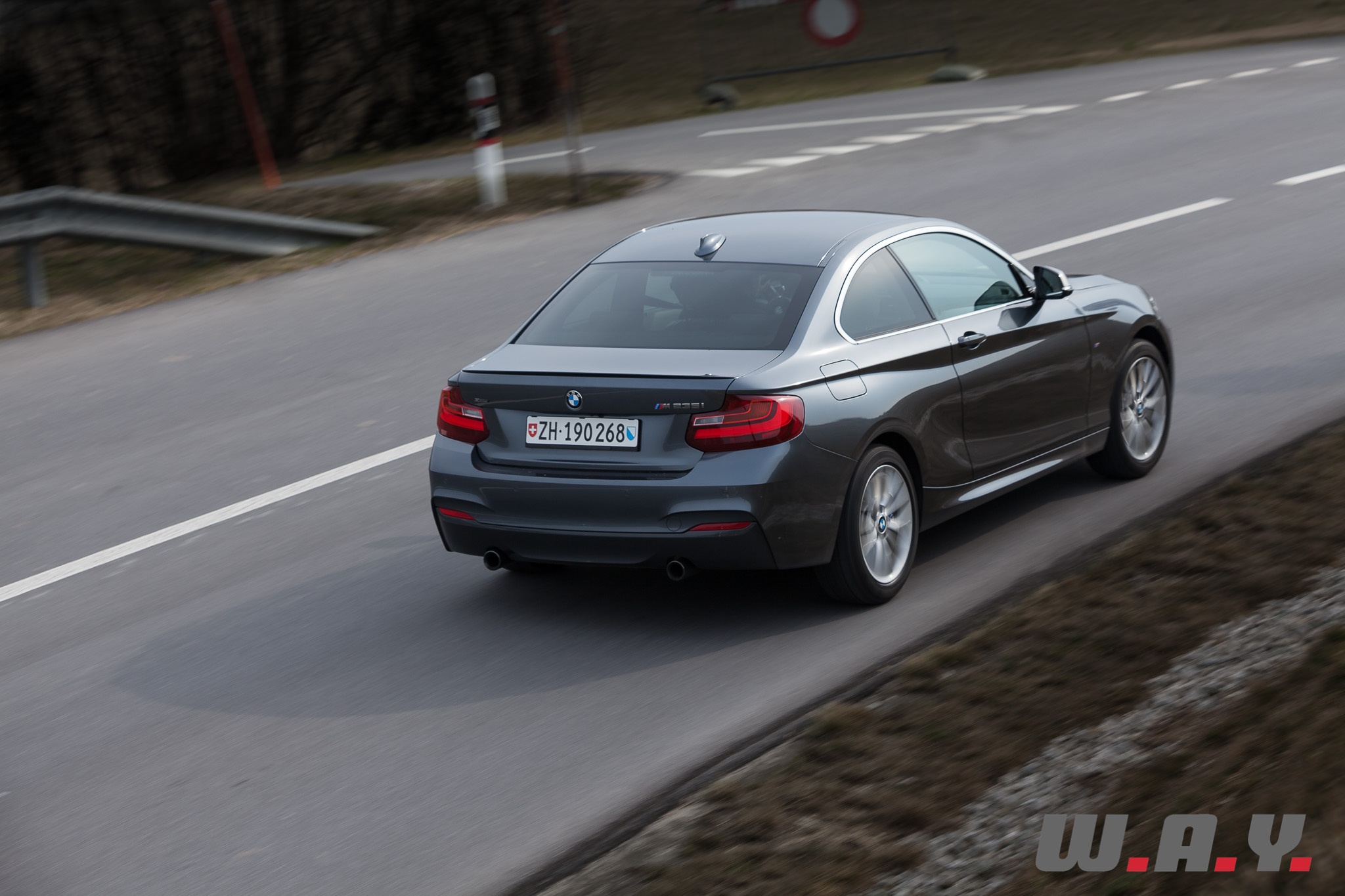 M235i-38