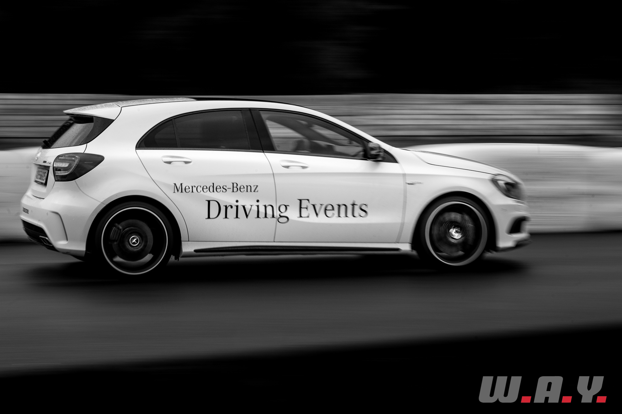 MBDrivingEvent-1